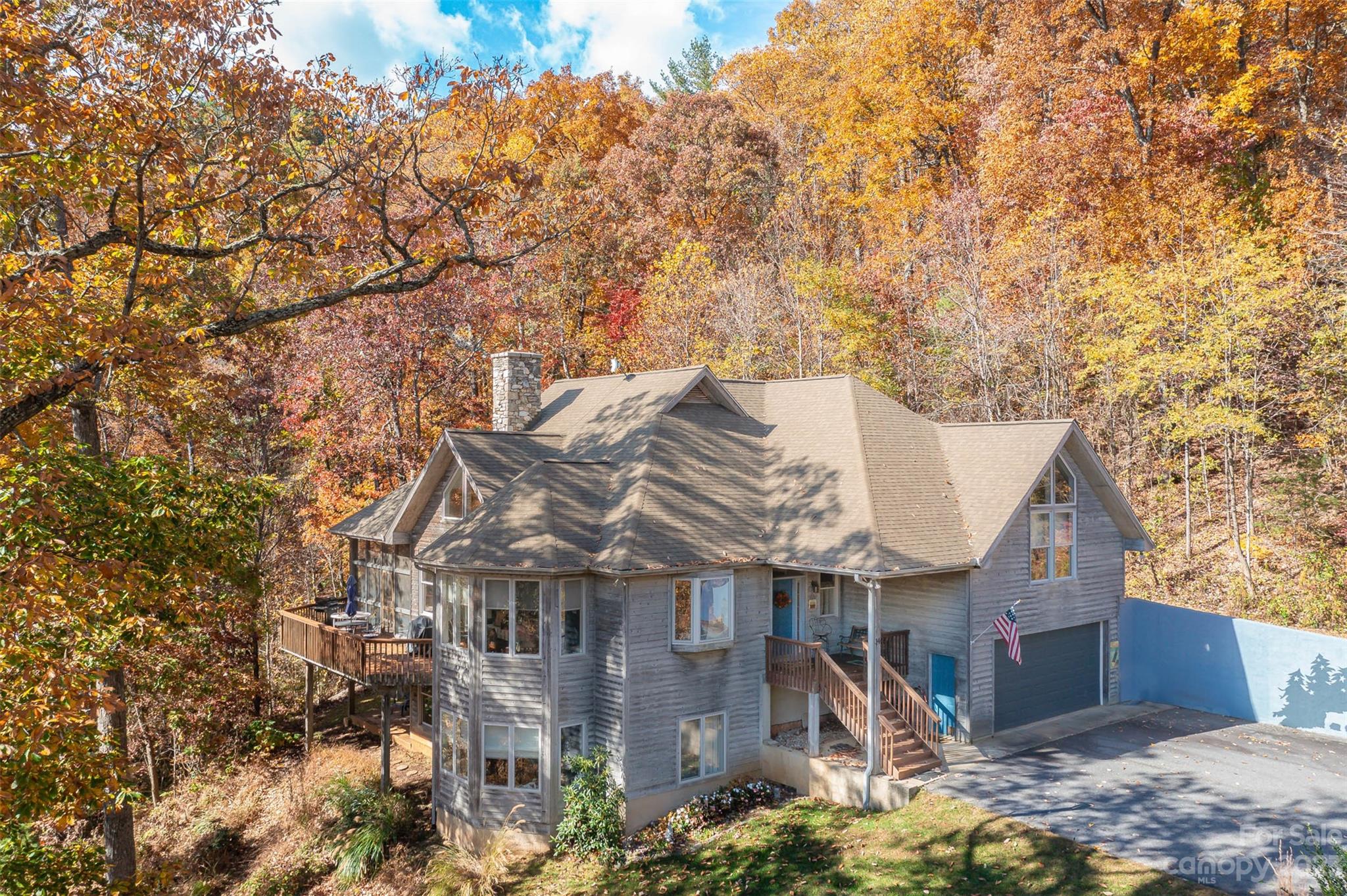 Mountain Chateau - Residential