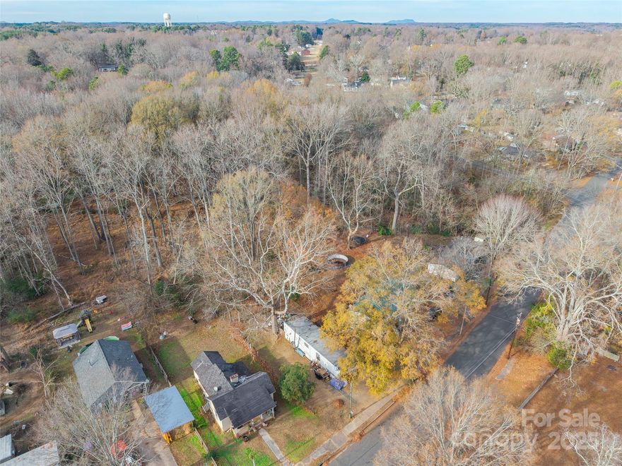 Opportunity within the York city limits! Flat .2-acre lot with a mobile home on site being conveyed at no value. This is a tax deed transfer.