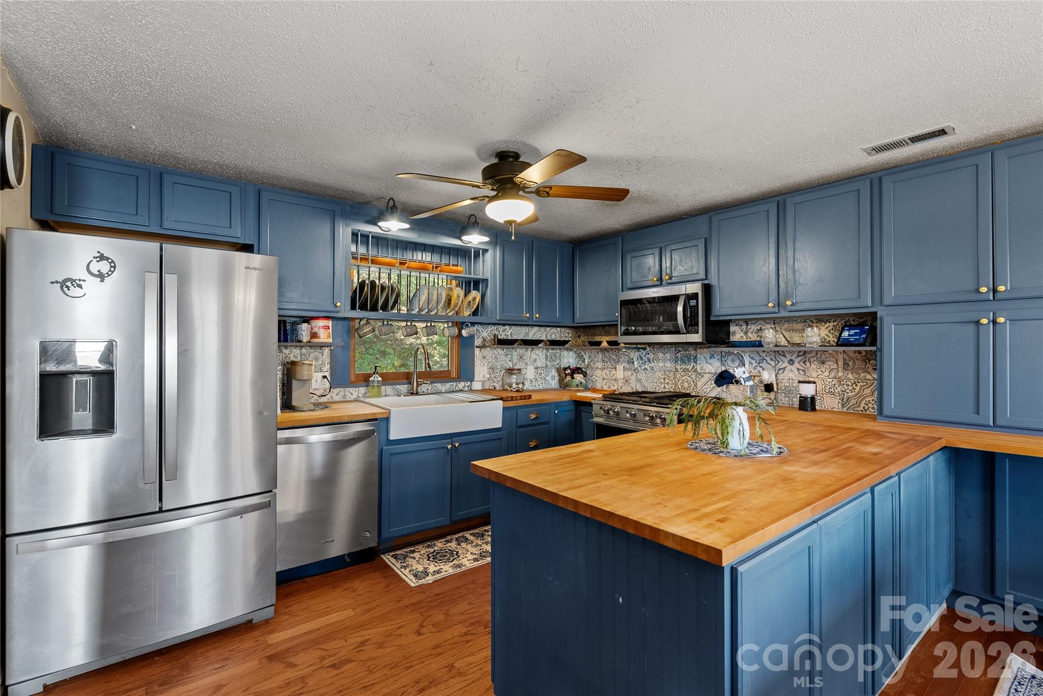 Wolf Laurel - Residential