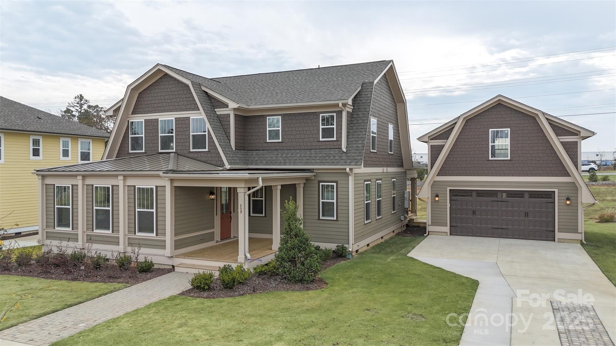 Riverwalk - Residential