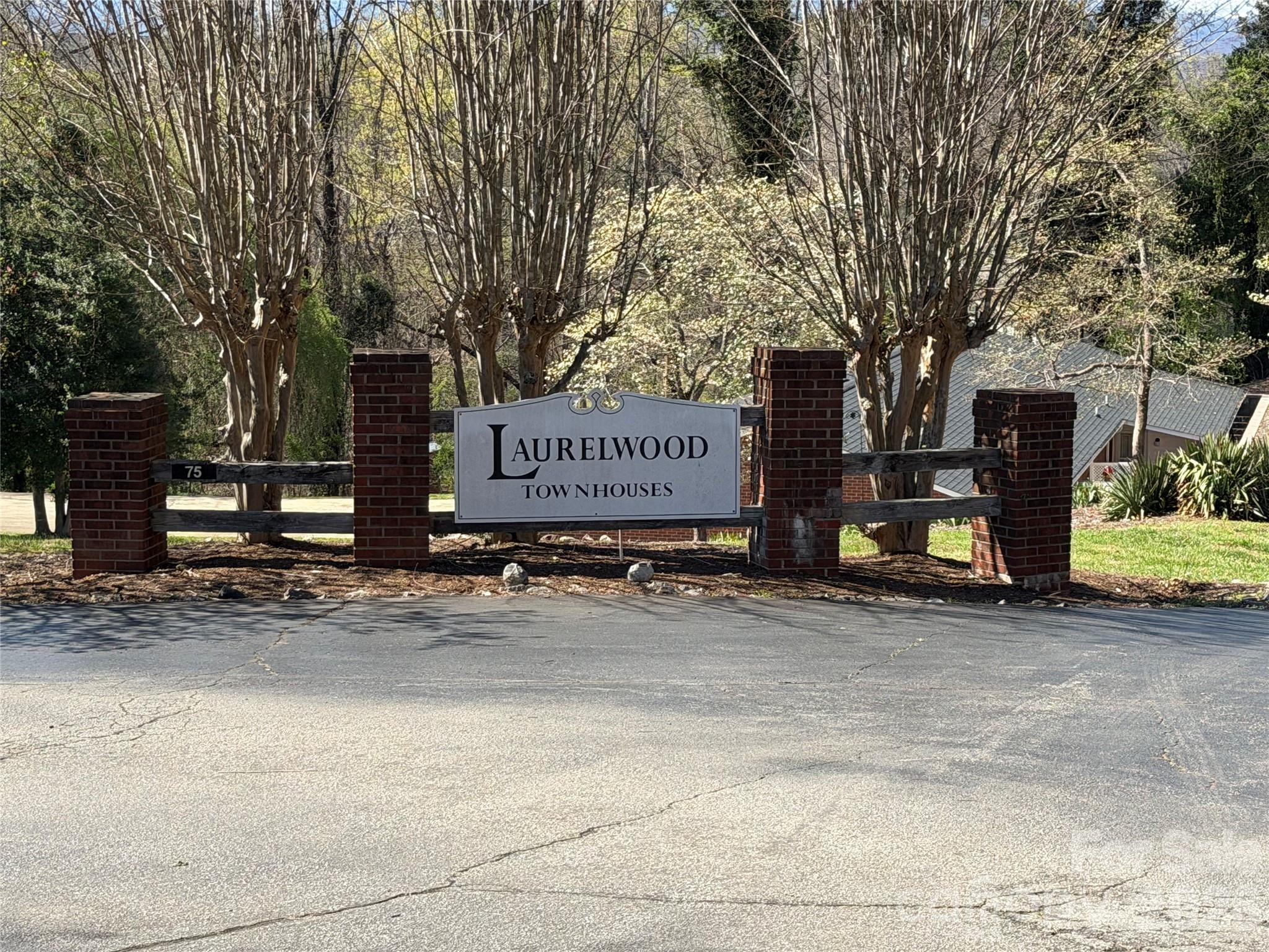 Laurelwood - Residential