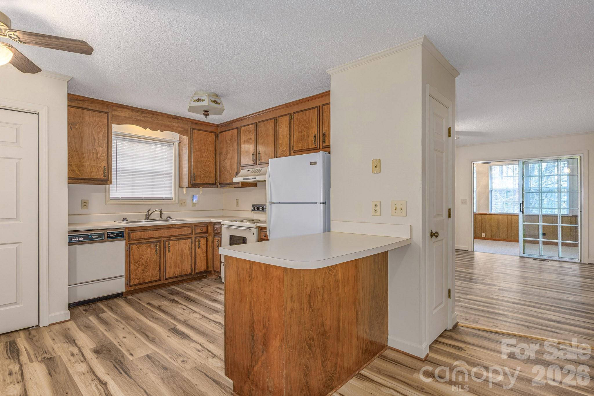 Laurelwood - Residential