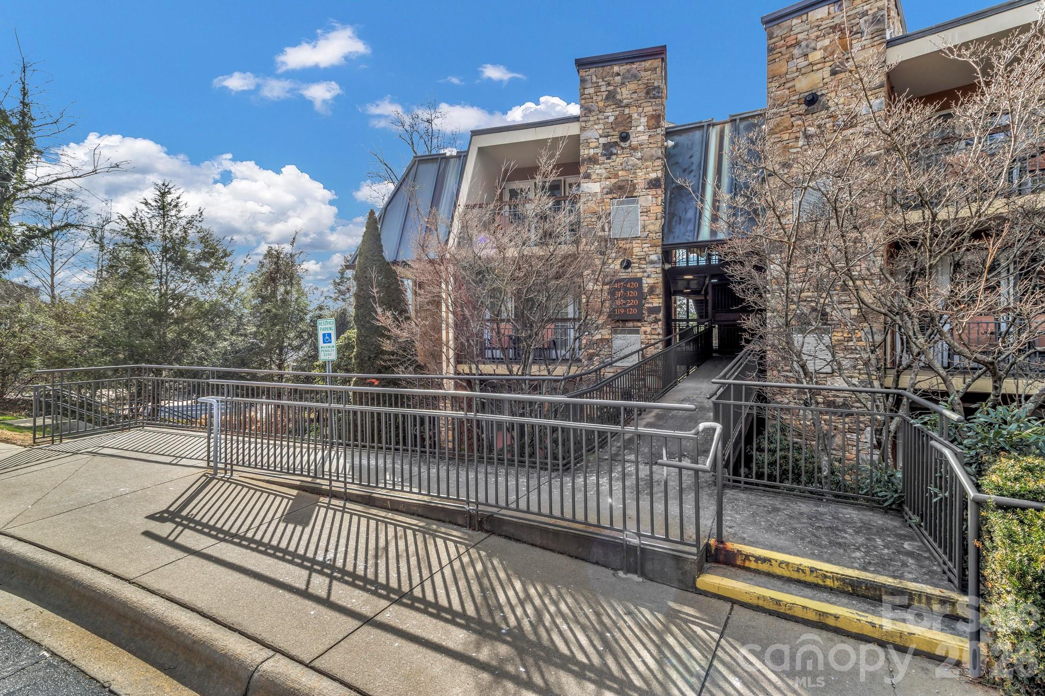 119 Bowling Park Road