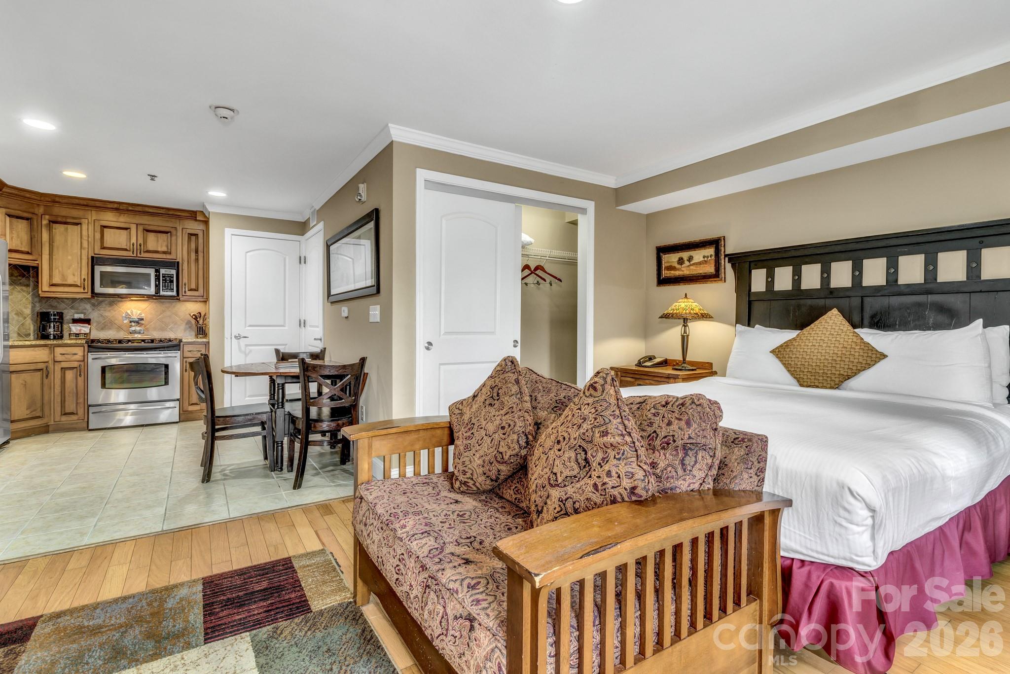 Residences At Biltmore - Residential