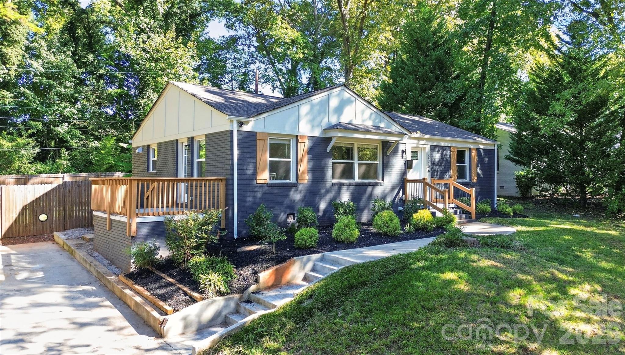 2736 Royston Road