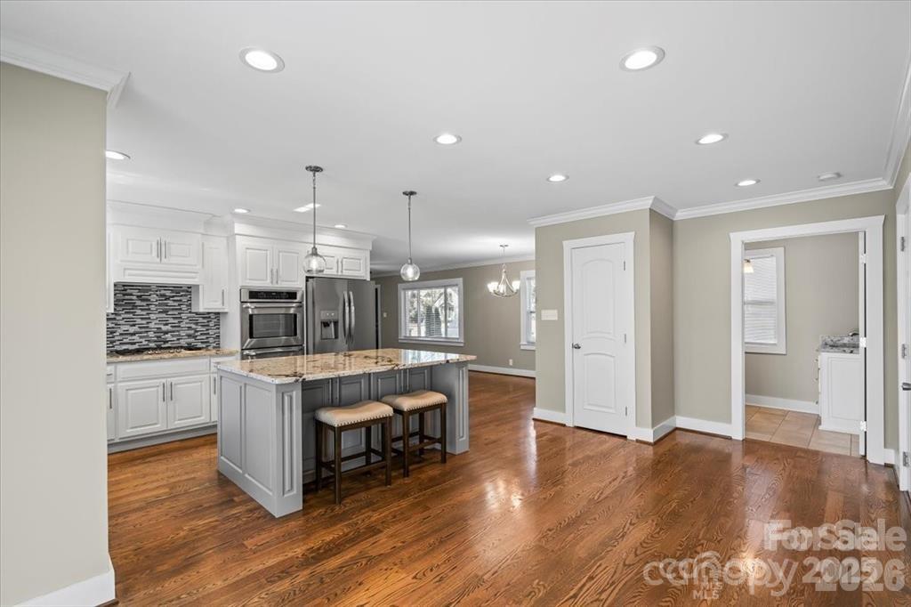 492 14th Avenue Avenue NE