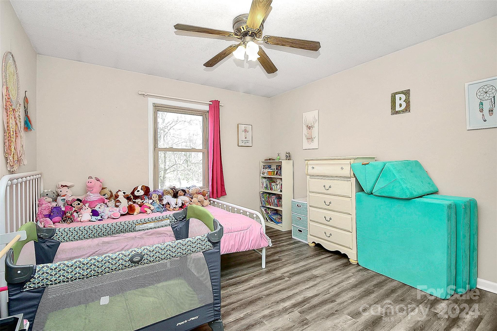 Country Oaks - Residential