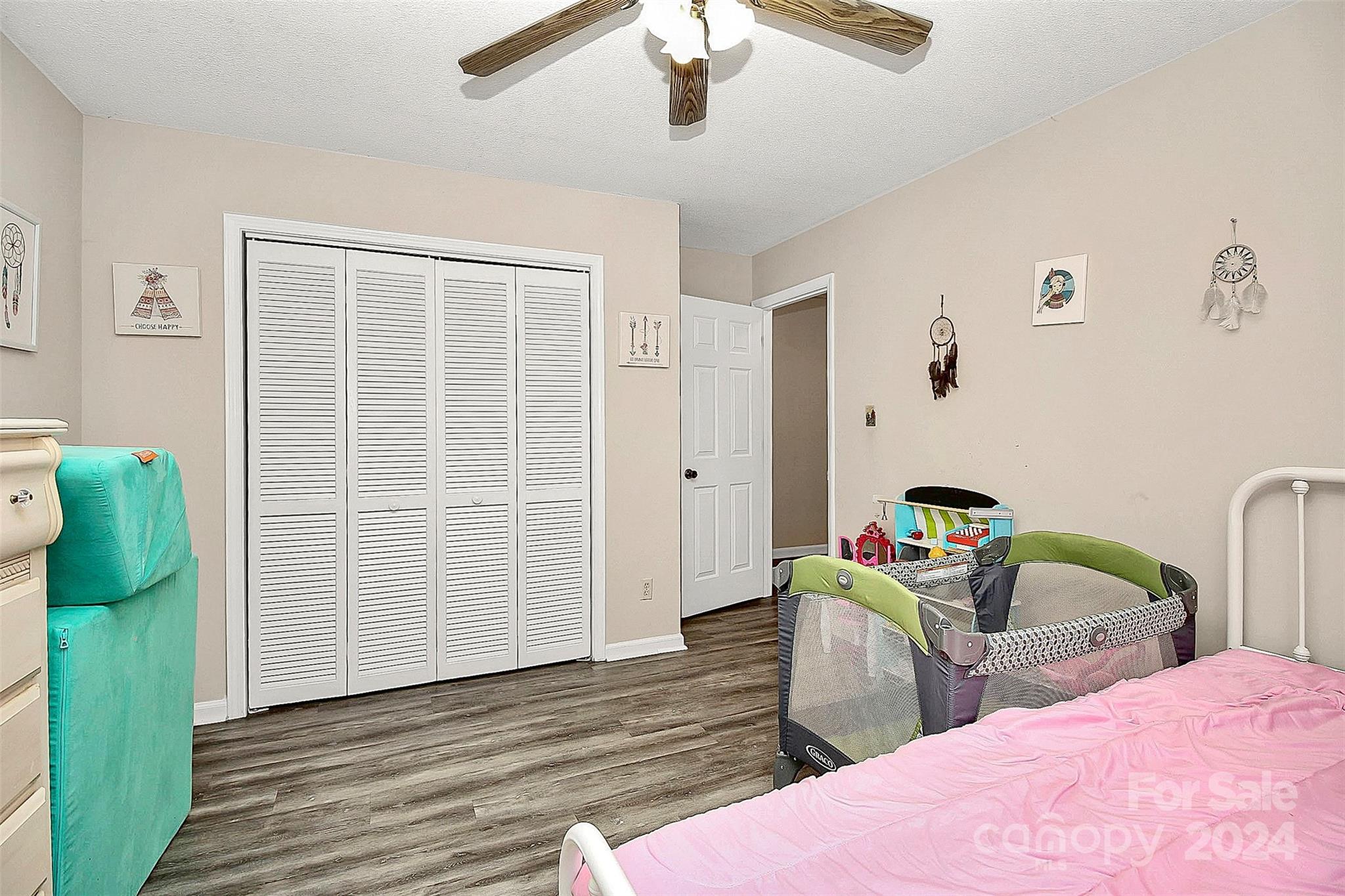 Country Oaks - Residential