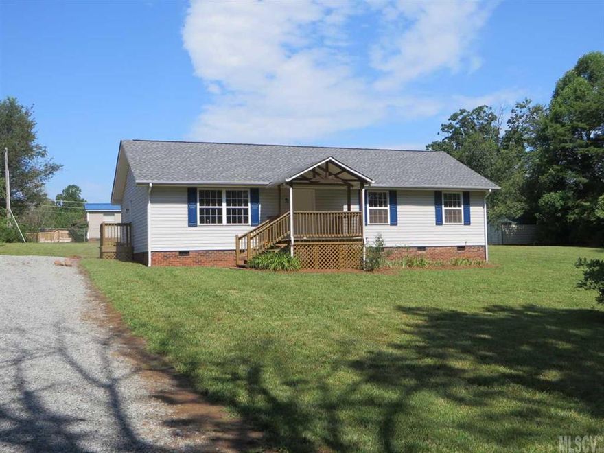 Conveniently located in North Lincoln School District.  Updated 1400 square foot home with 3 bedroom & 2 bath.  New roof, paint and floor covering this year!  Home offers large family room, kitchen w/plenty of cabinets, appliances & eat at bar.  Dining area w/ large laundry closet for extra storage.  Large Master suite.  Ample size secondary bedrooms.  Large covered front porch and all on a large 1 acre lot.