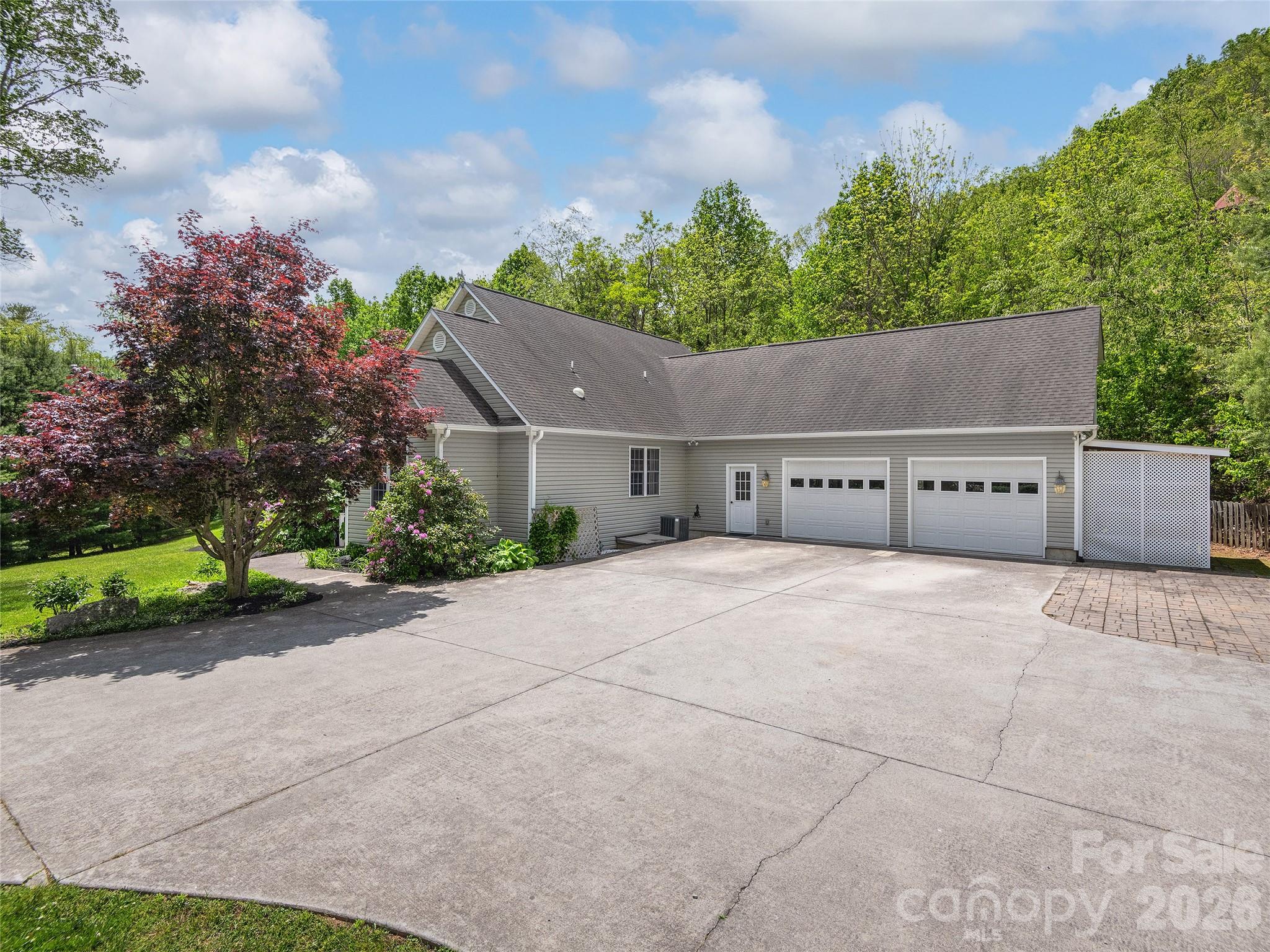 224 Hydrangea Drive