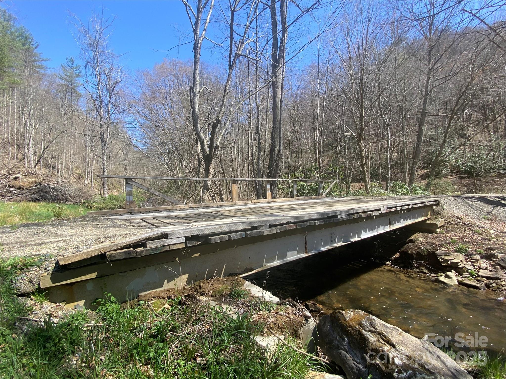 00 Laurel Valley Road