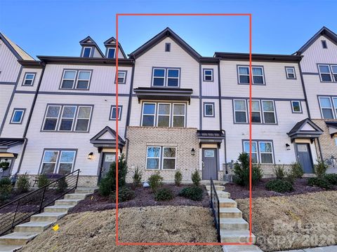 Photo of 2350 Donnelly Hills Lane, Charlotte, NC 28262 (MLS # 4338129)