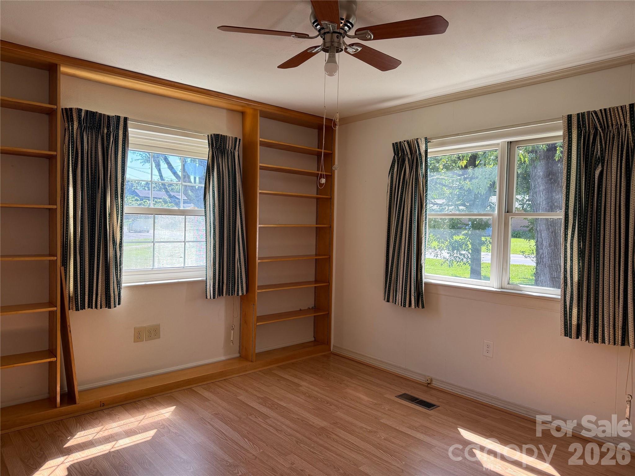 Pink Eckard Estate - Residential