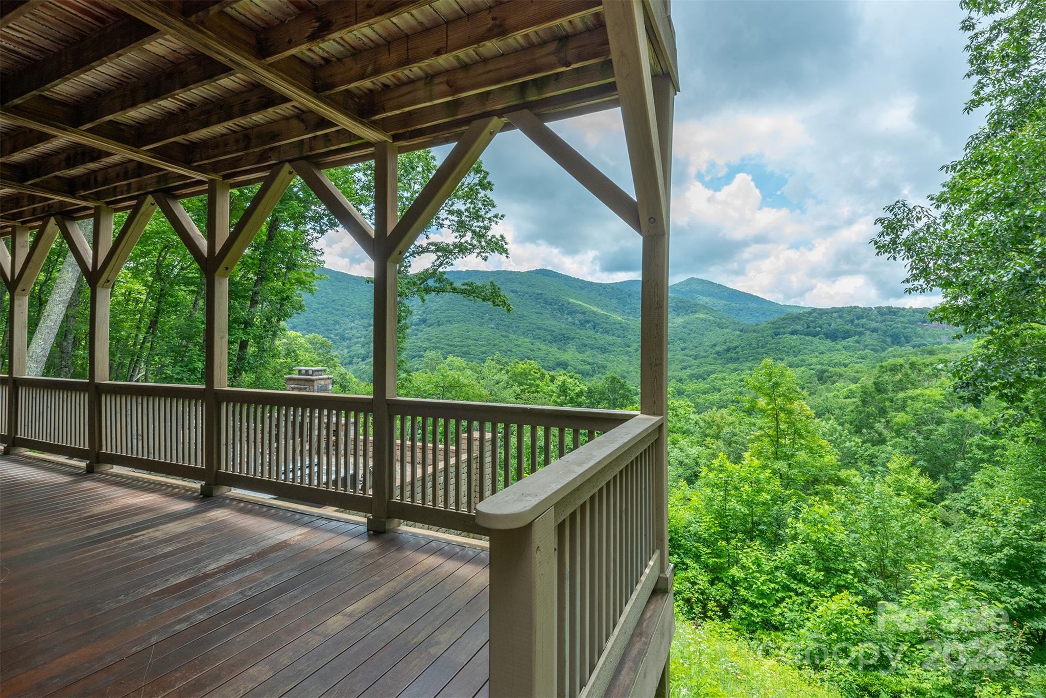 The Ridge Tops of Hawks Nest - Residential