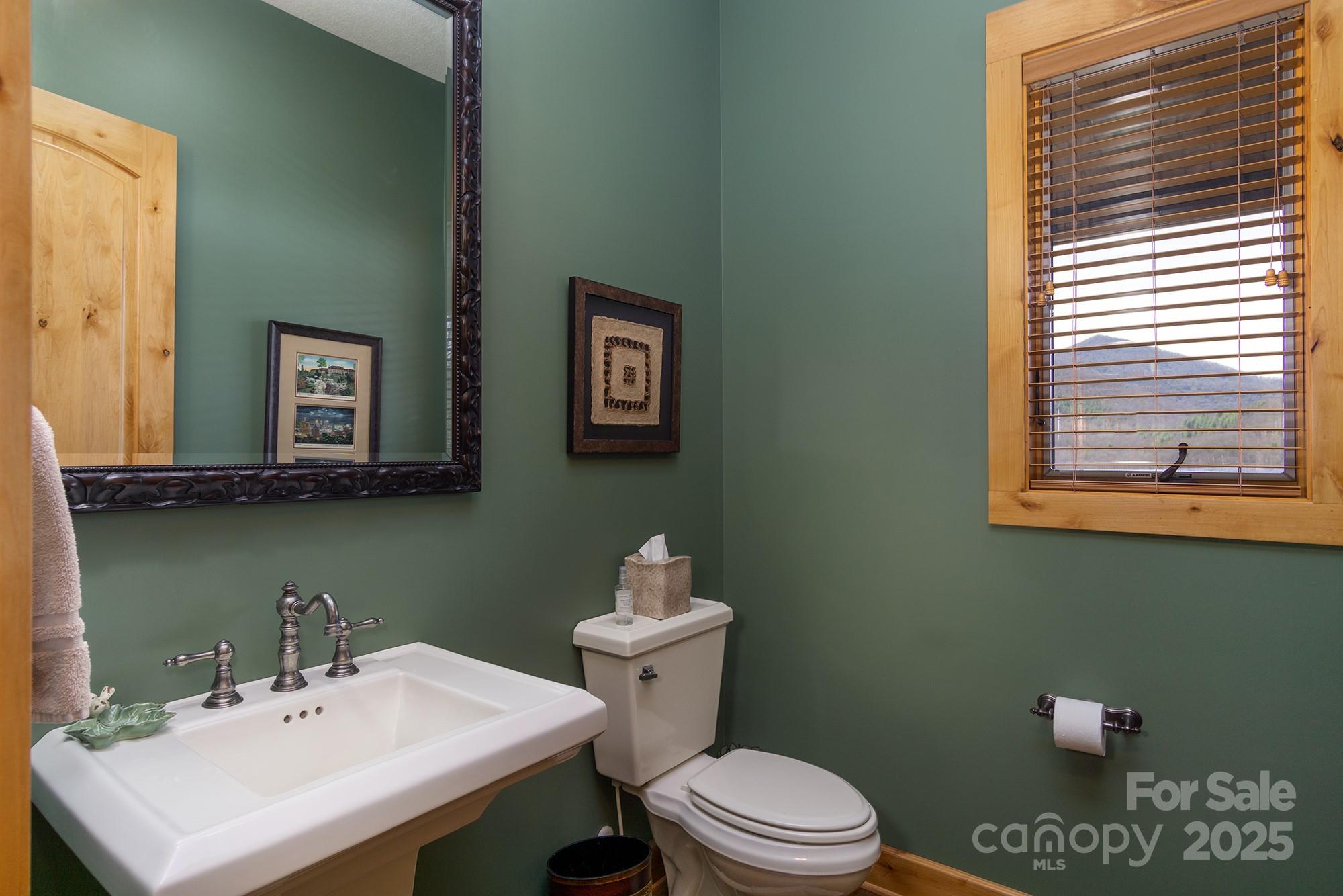 The Ridge Tops of Hawks Nest - Residential