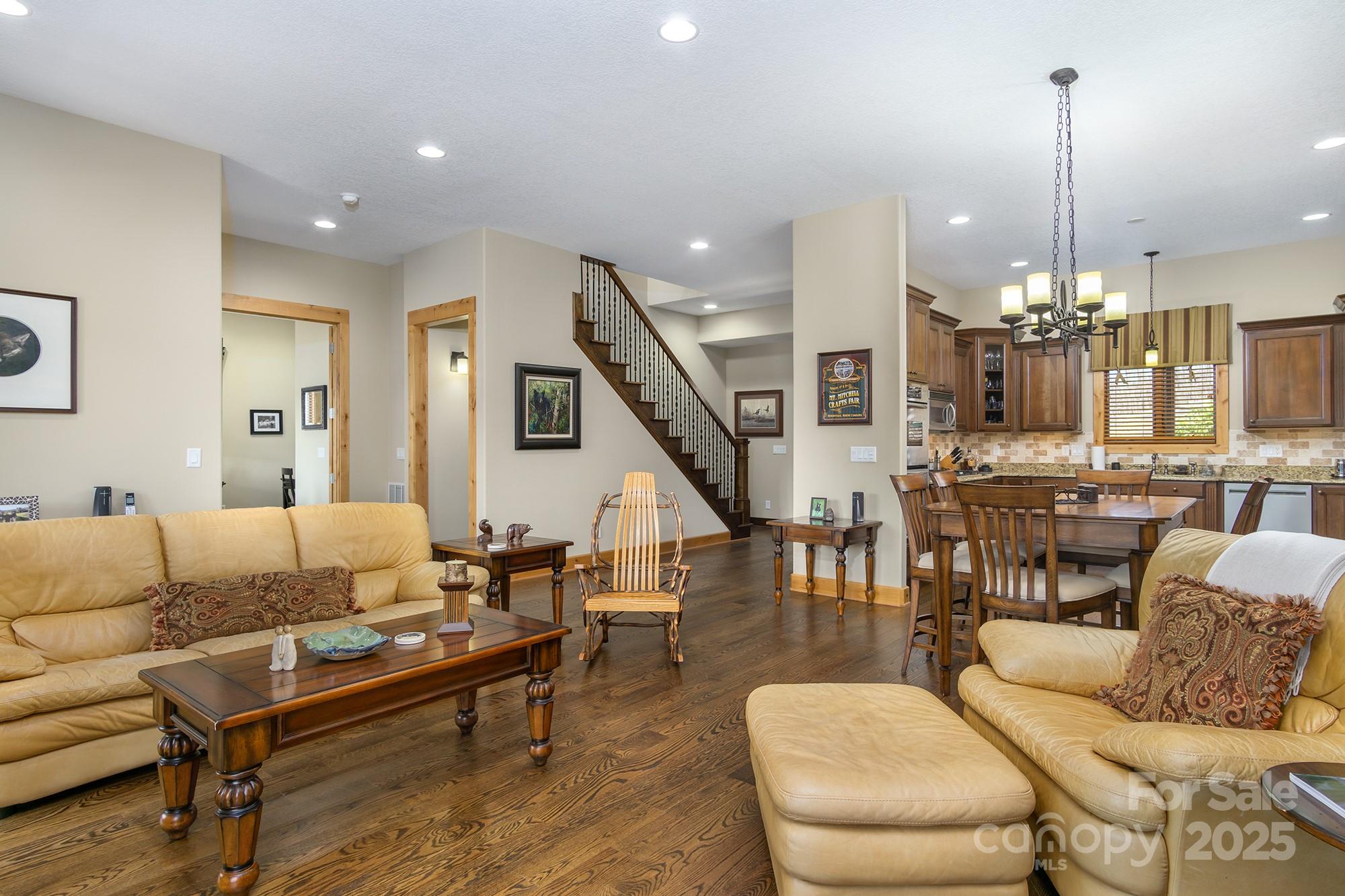 The Ridge Tops of Hawks Nest - Residential