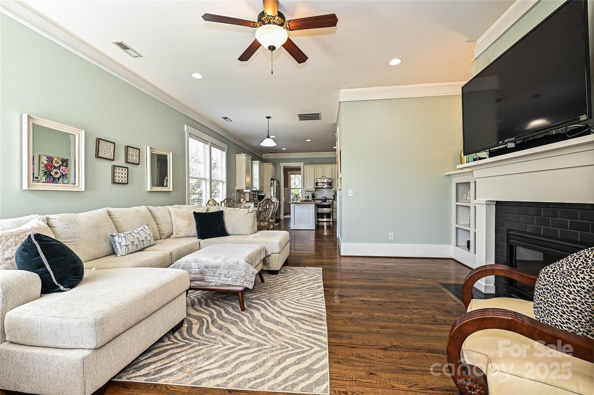 Riverwalk - Residential