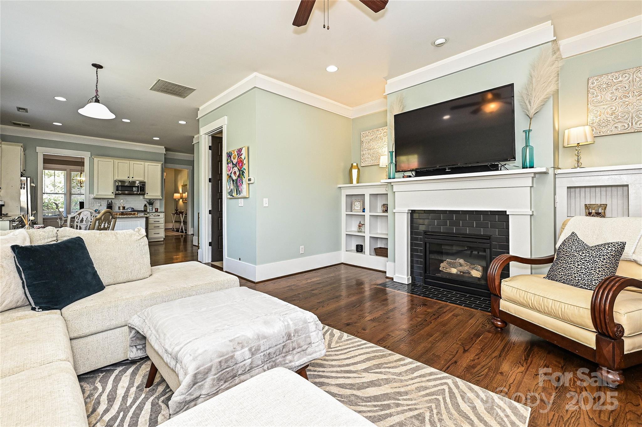 Riverwalk - Residential