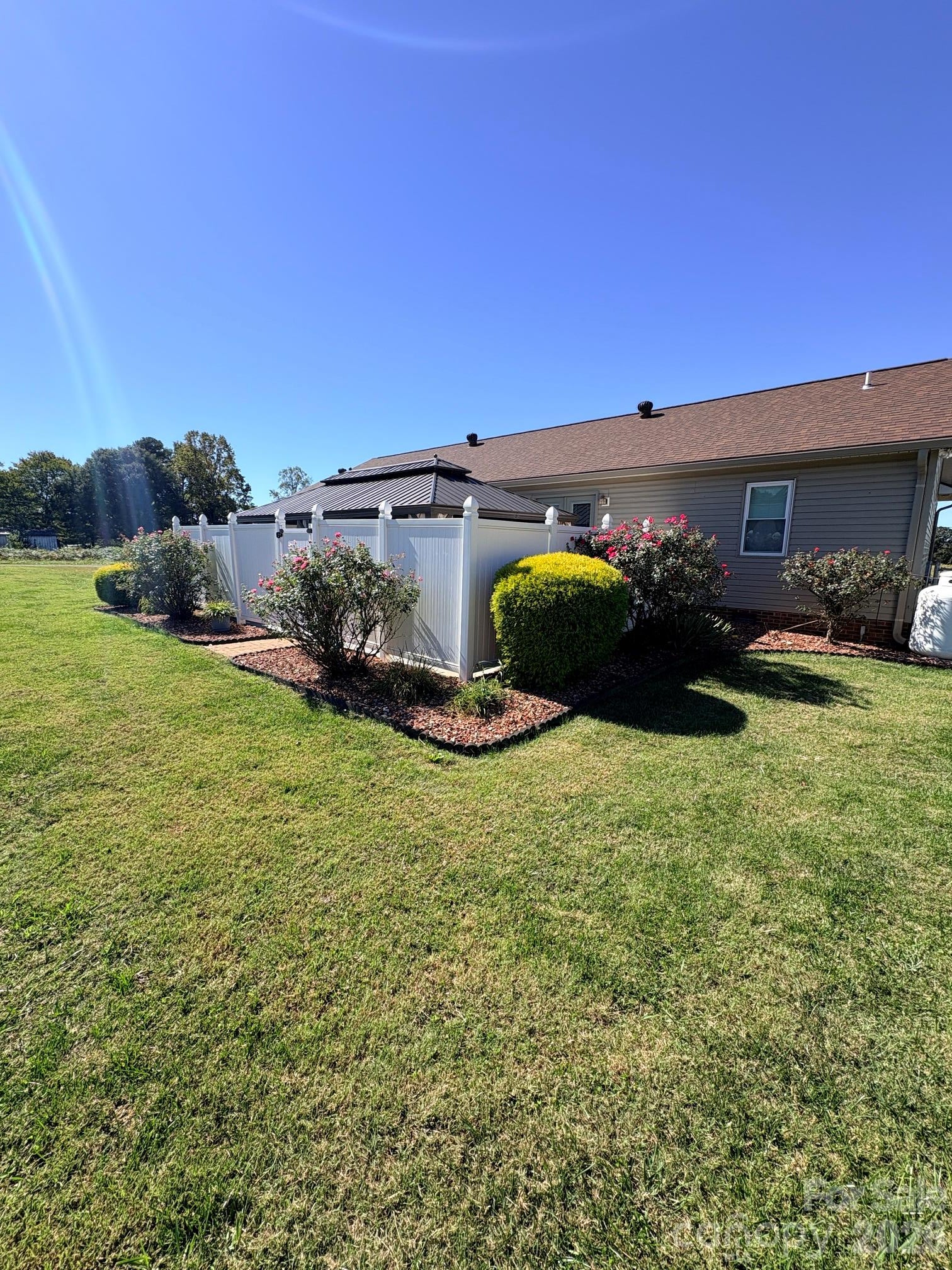 643 Shoal Road