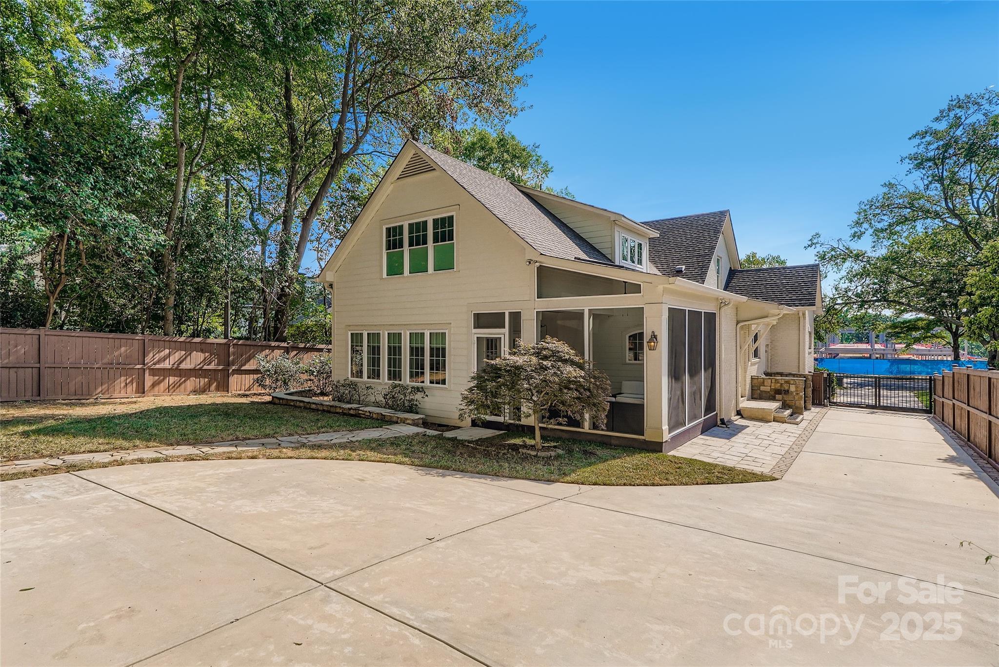 Myers Park - Residential