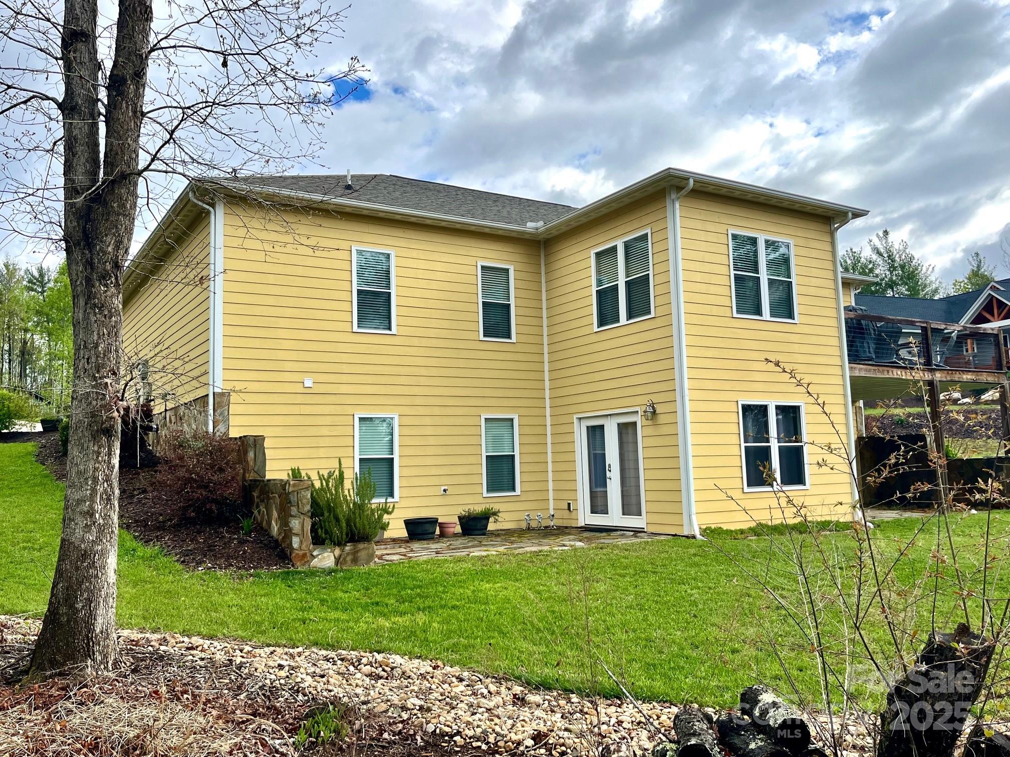 Waters Edge - Residential