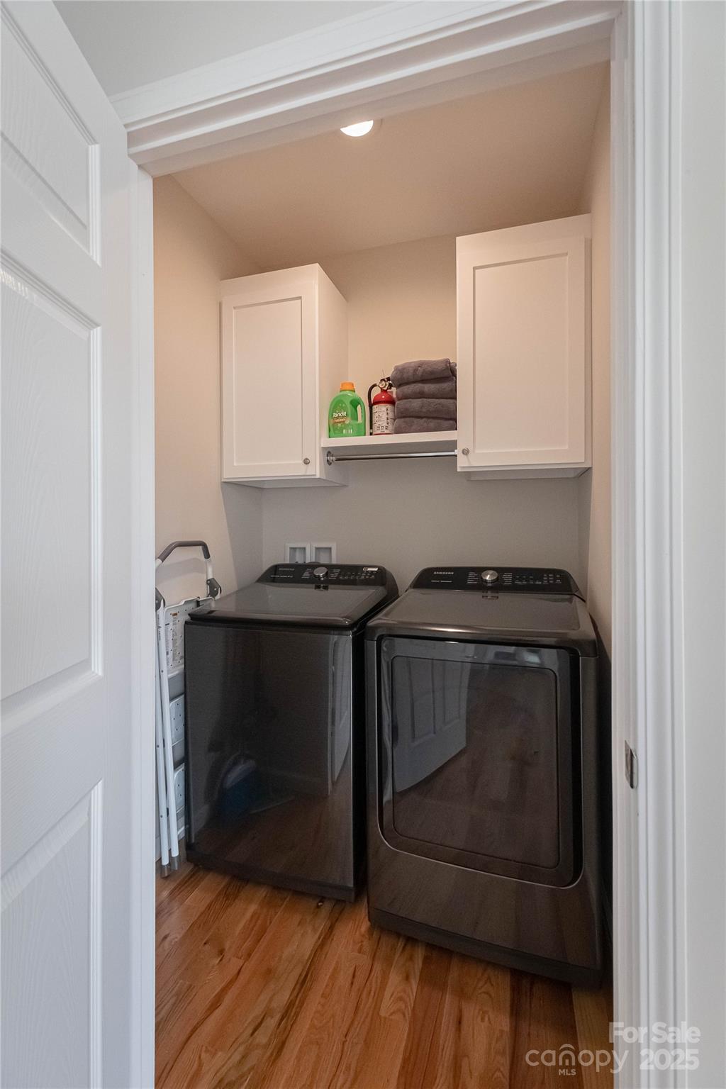 Waters Edge - Residential