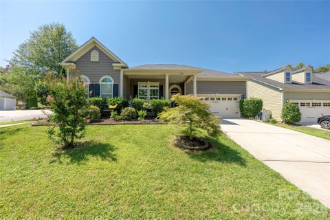 Photo of 11426 Warfield Avenue, Huntersville, NC 28078 (MLS # 4420071)