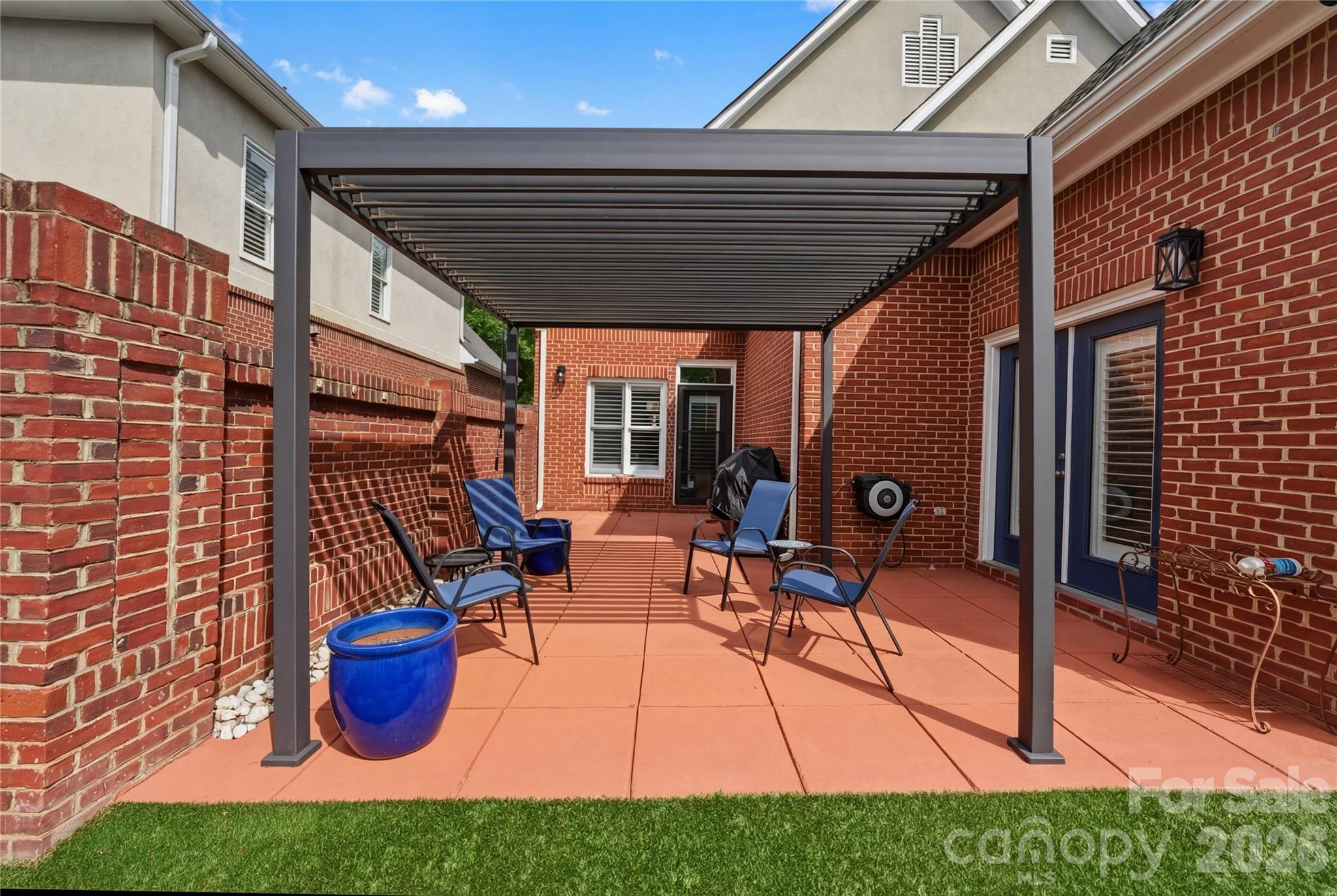 Sharon Commons - Residential