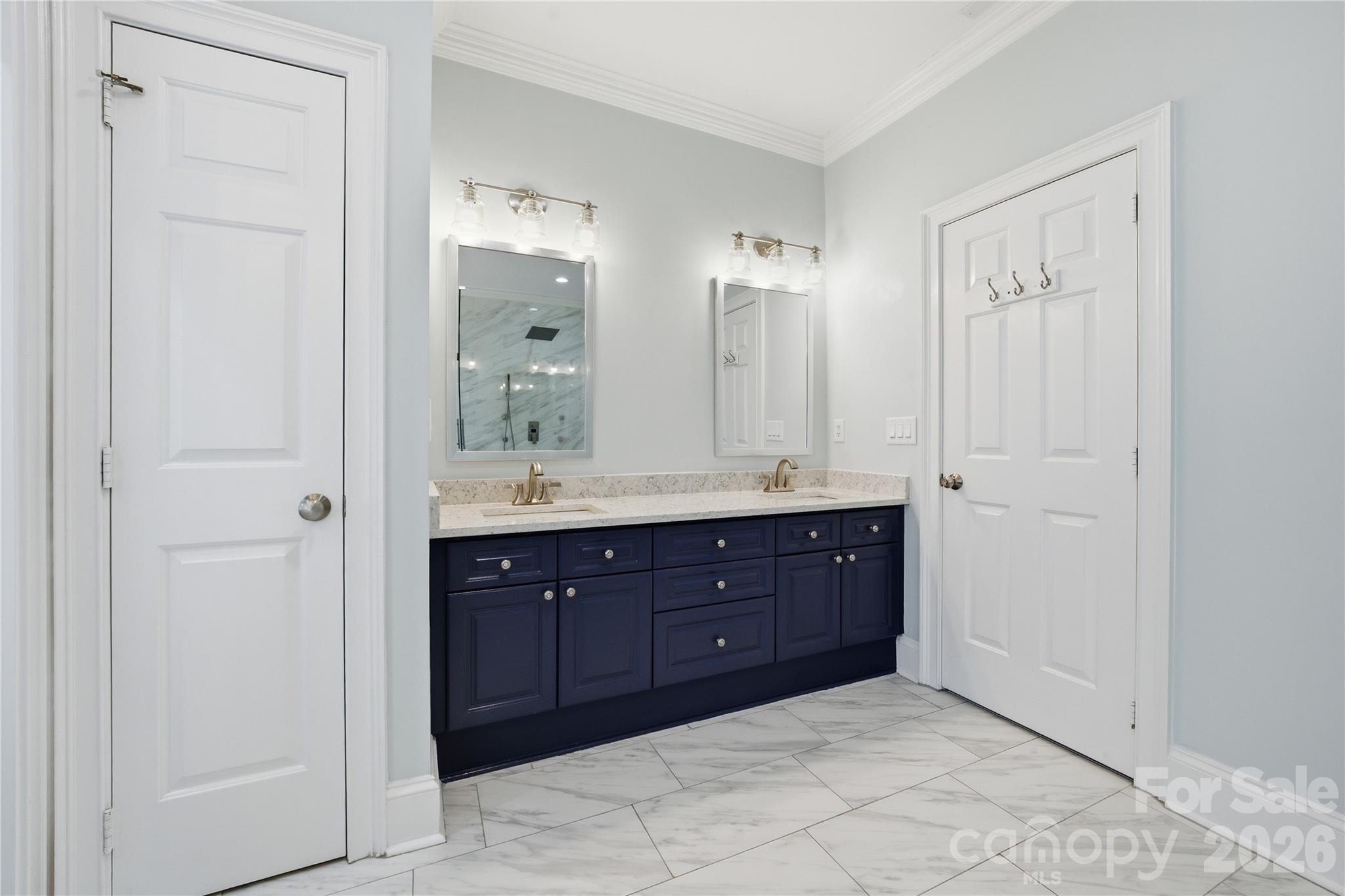 Sharon Commons - Residential