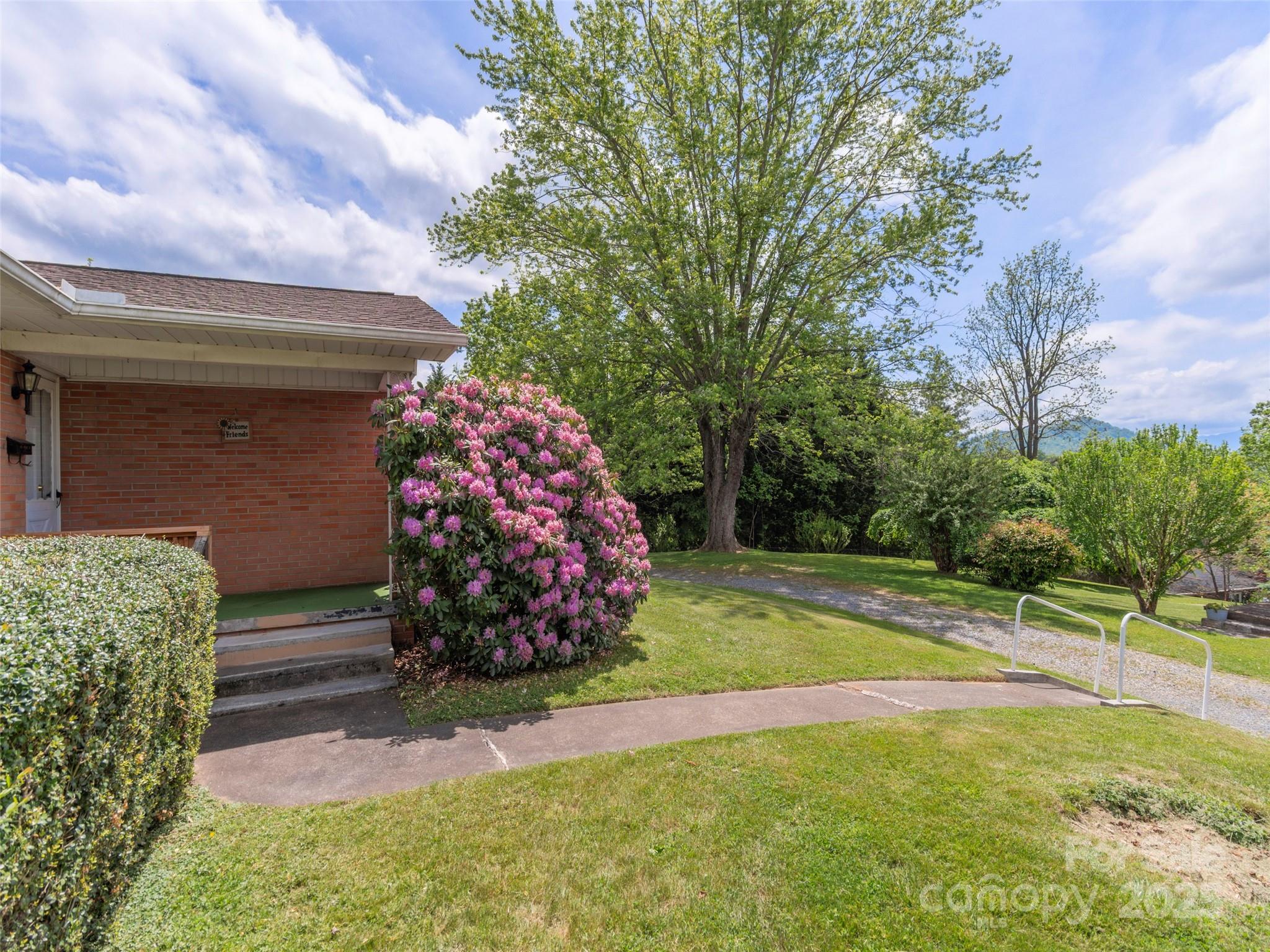 420 Wesley Street
