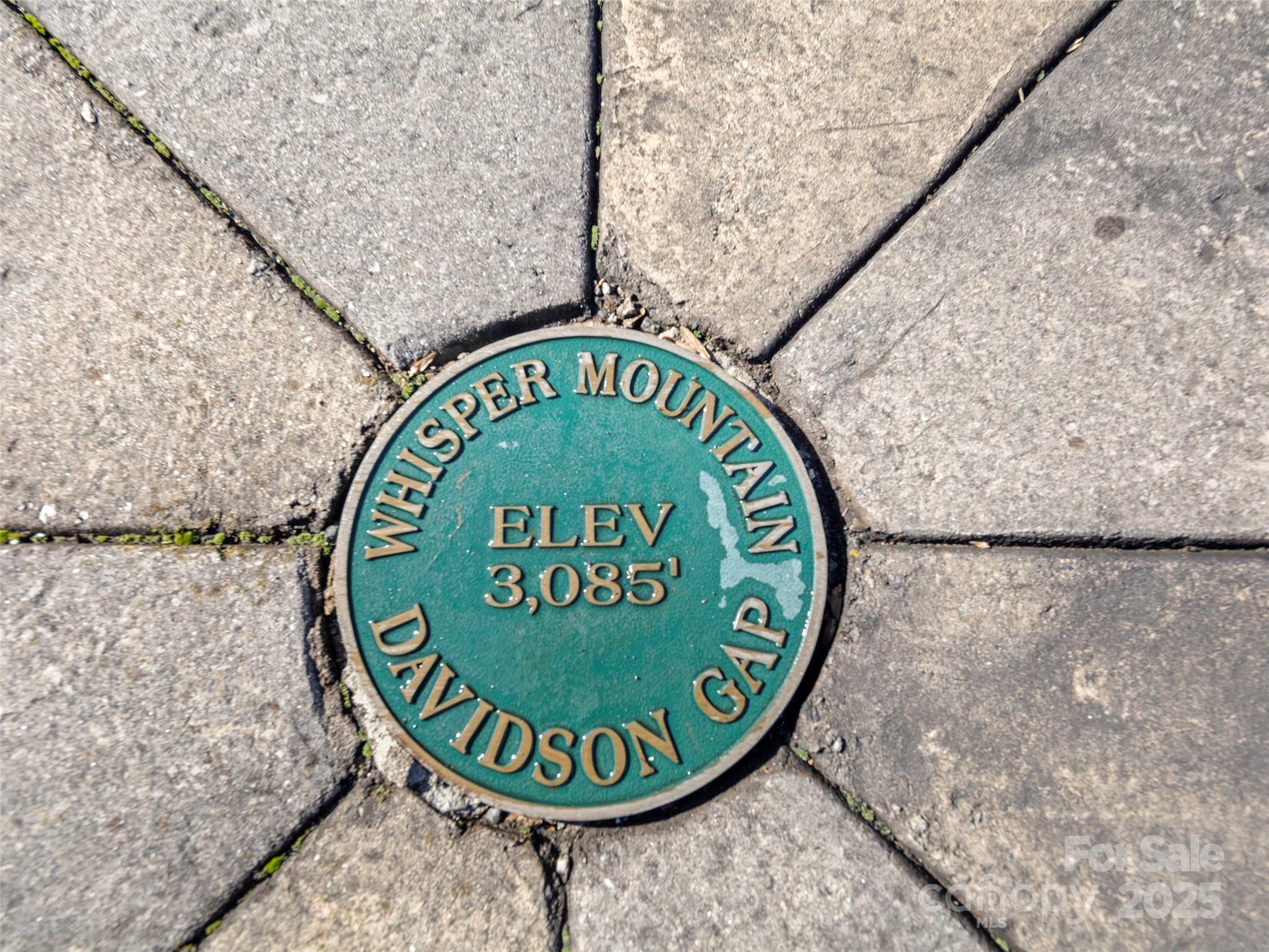 Whisper Mountain - Land