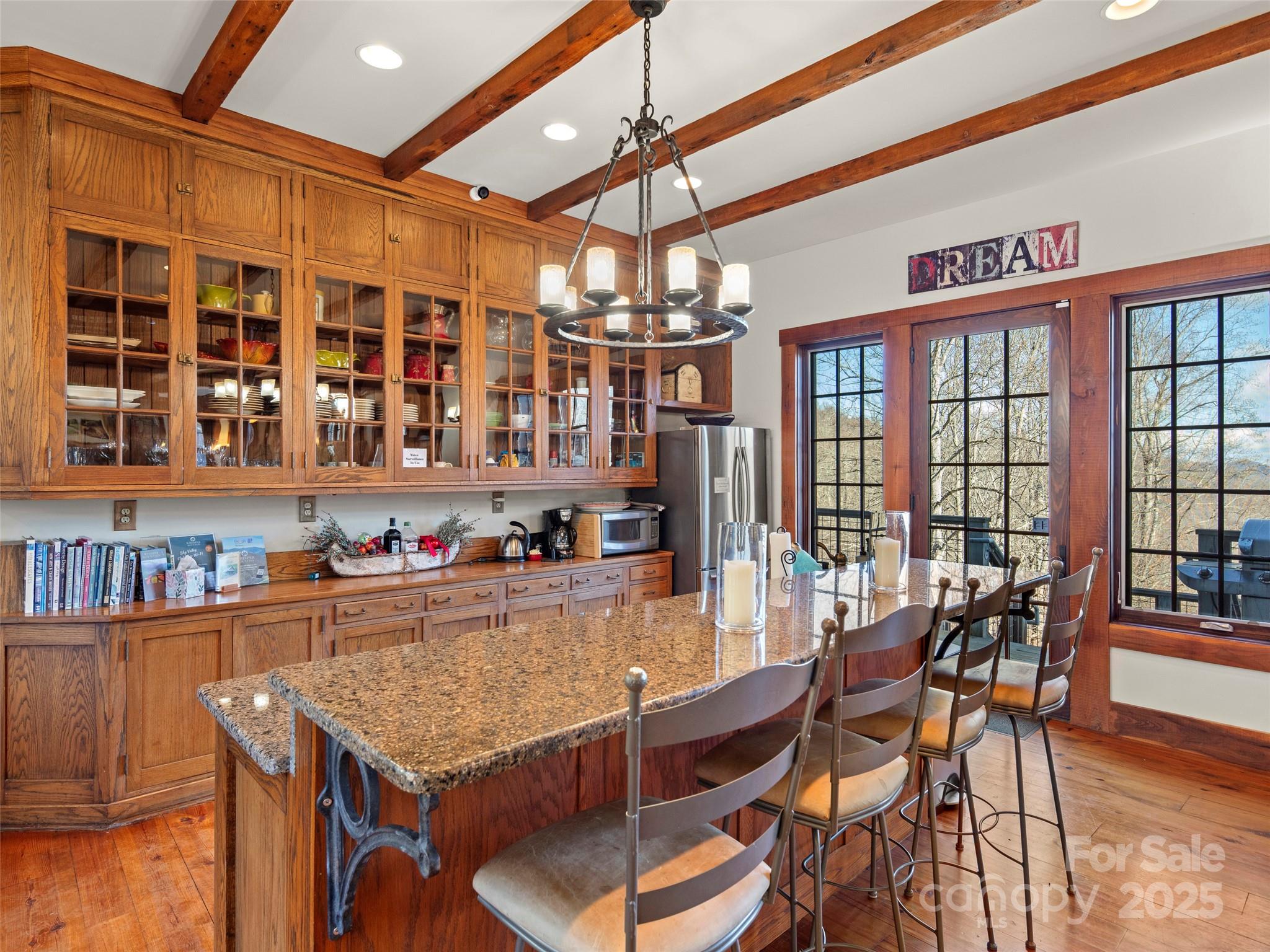 Whisper Mountain - Land