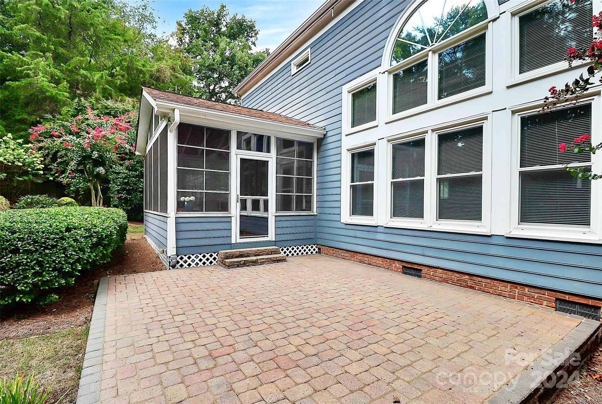 Thornhill - Residential