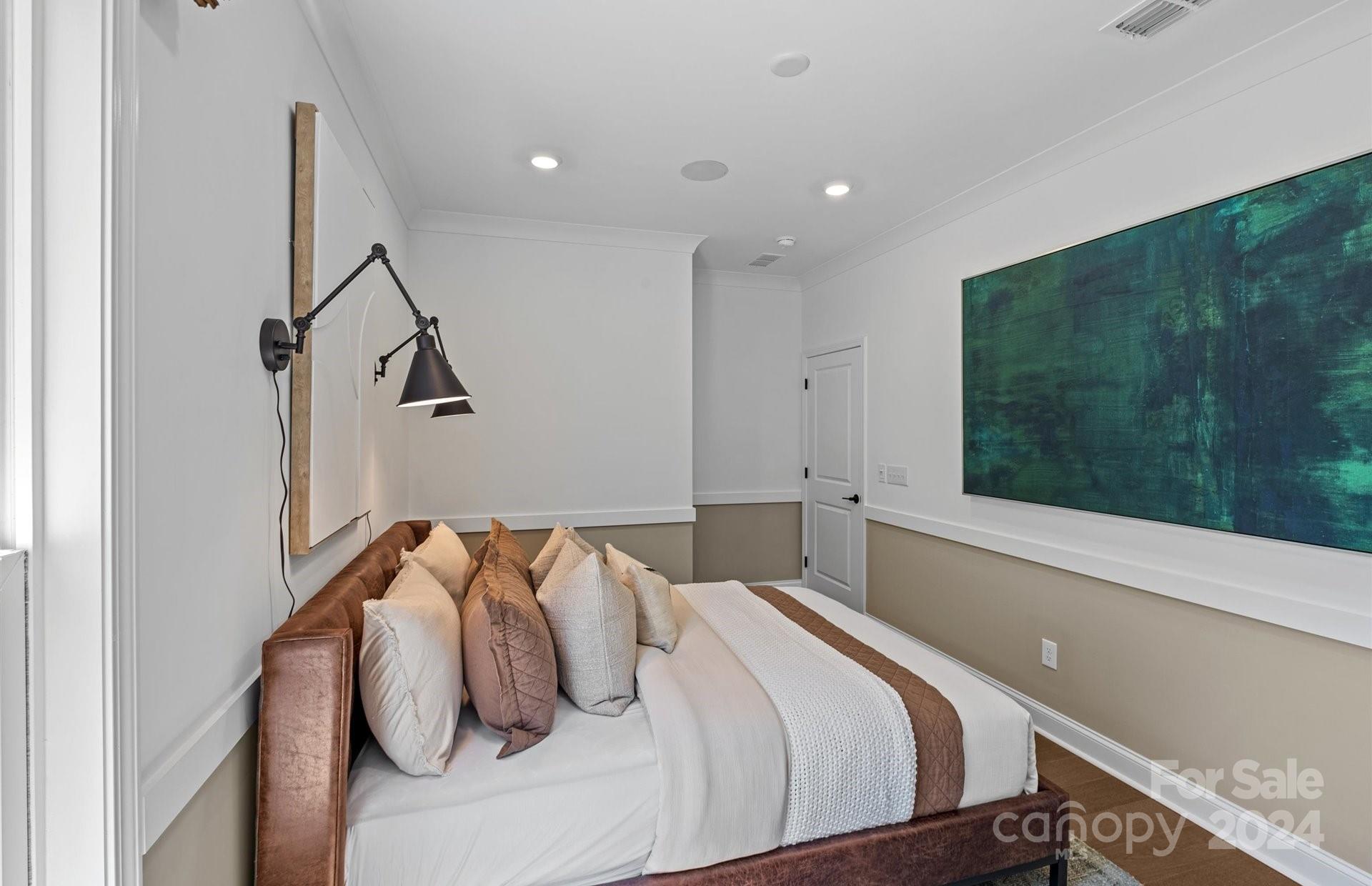 Patterson Pond - Residential