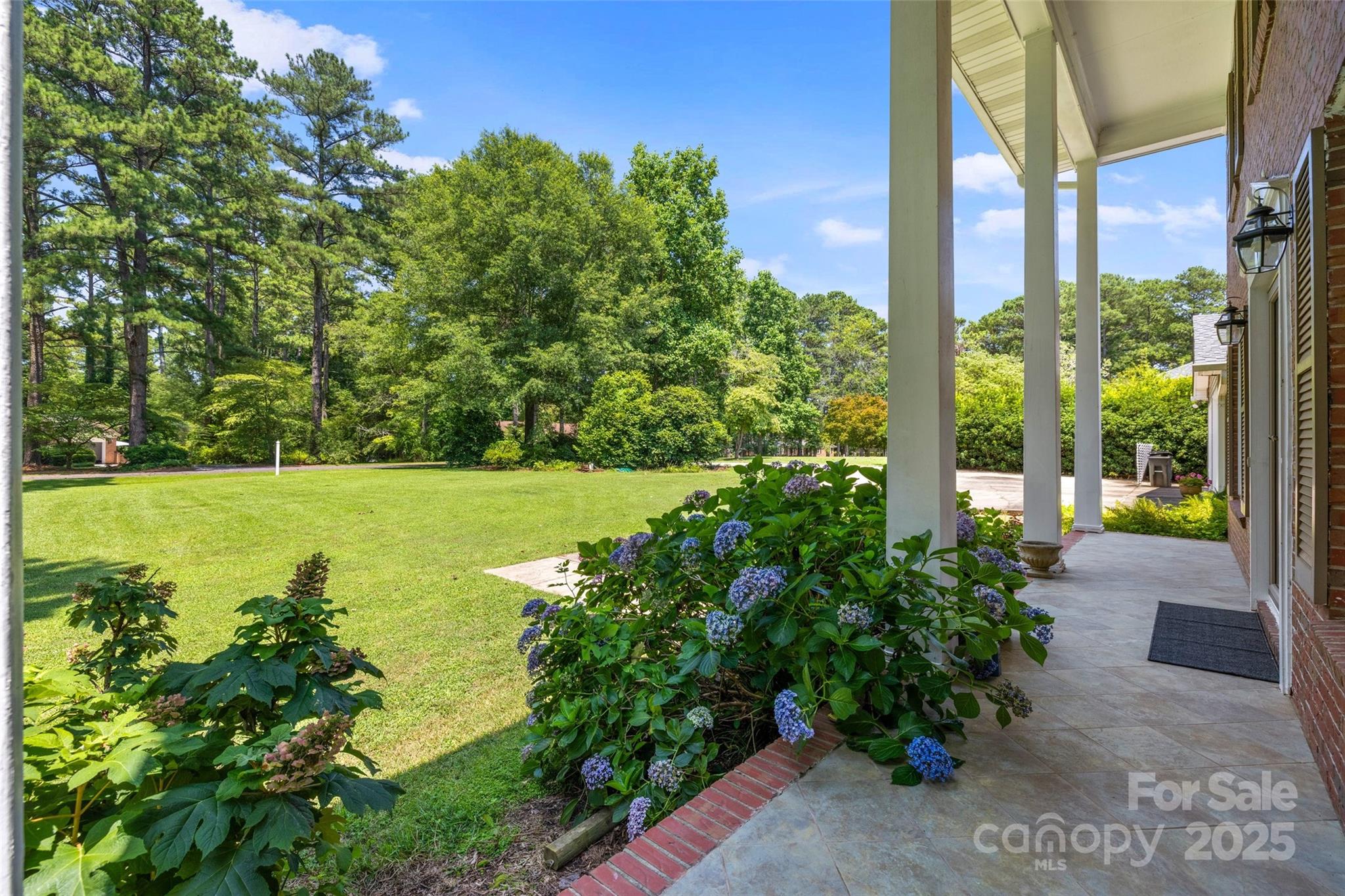 Meadow Lakes - Residential