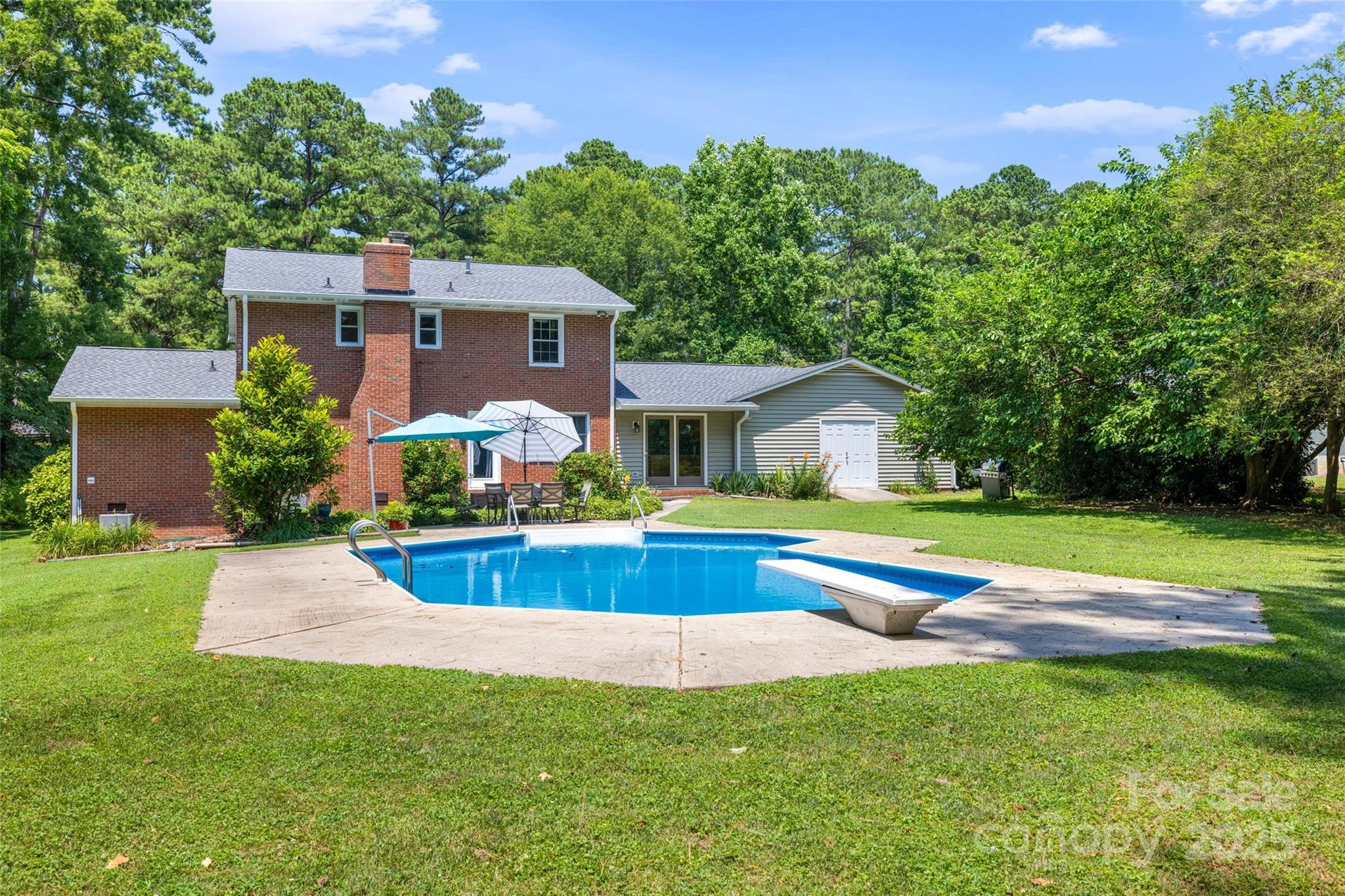 Meadow Lakes - Residential