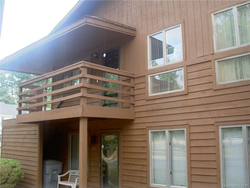**GREAT INVESTMENT PROPERTY**TENANT OCCUPIED**2 bedroom 2 bath condo. Wood burning fireplace in the living room! Living room leads to the deck which has additional storage space. Master has a nice large bathroom with a walk-in closet.Convenient to I-85, Uptown Charlotte, and the Charlotte bus line.