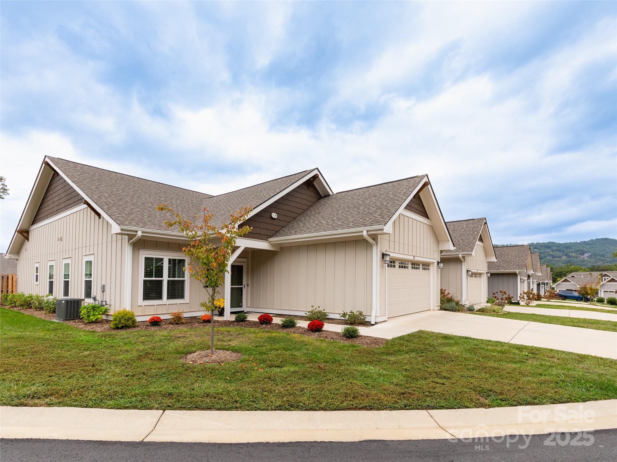 The Cottages at Averys Creek - Residential