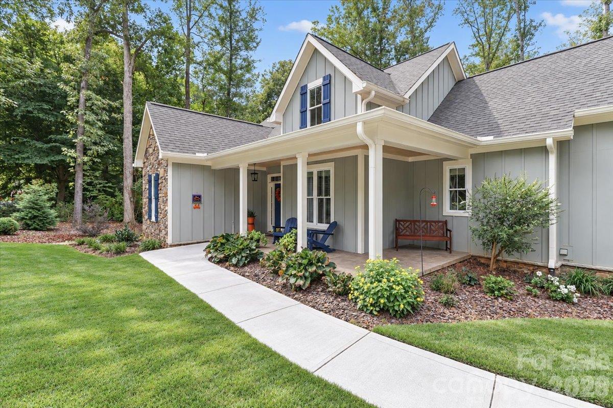 618 Saint Cloud Drive