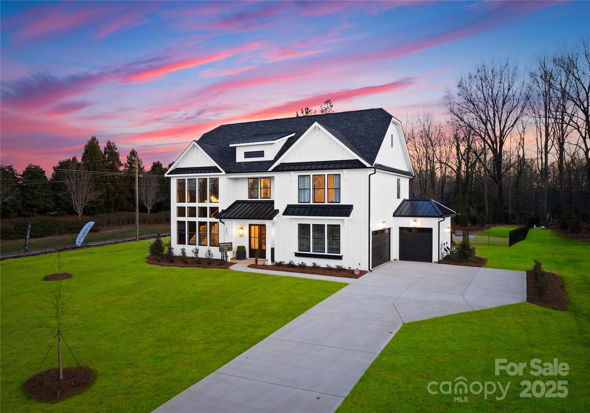 The Bluffs at Wesley Chapel - Residential