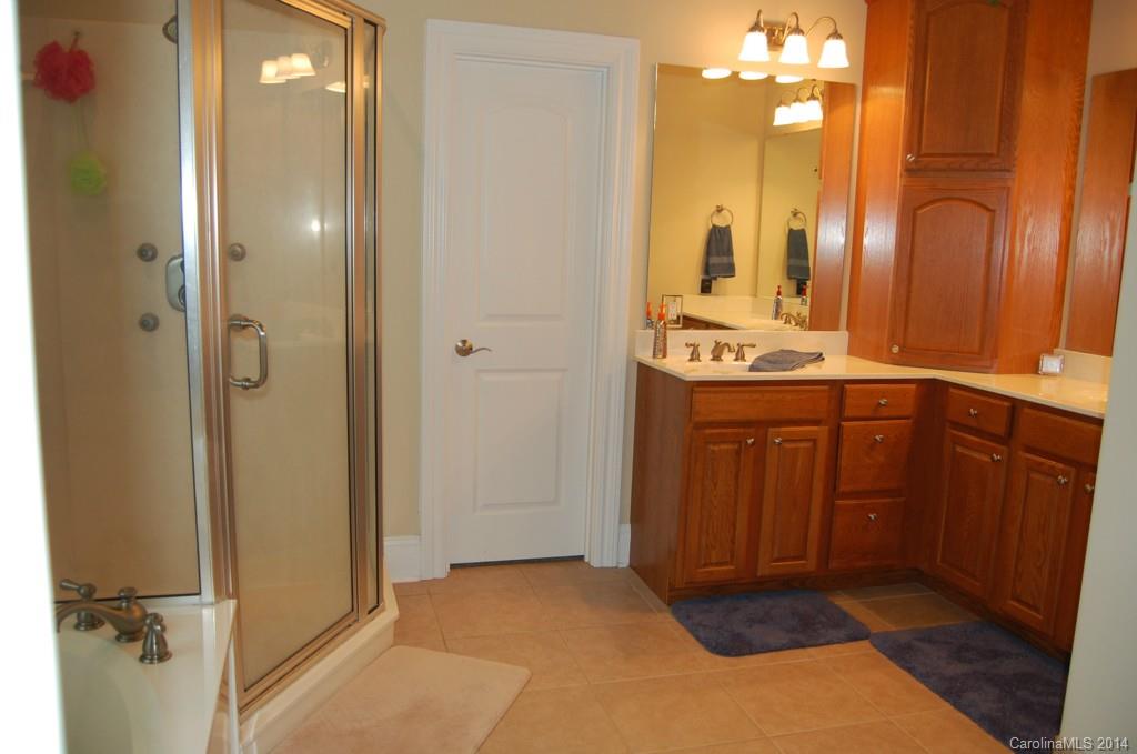 Pineleaf Acres - Residential