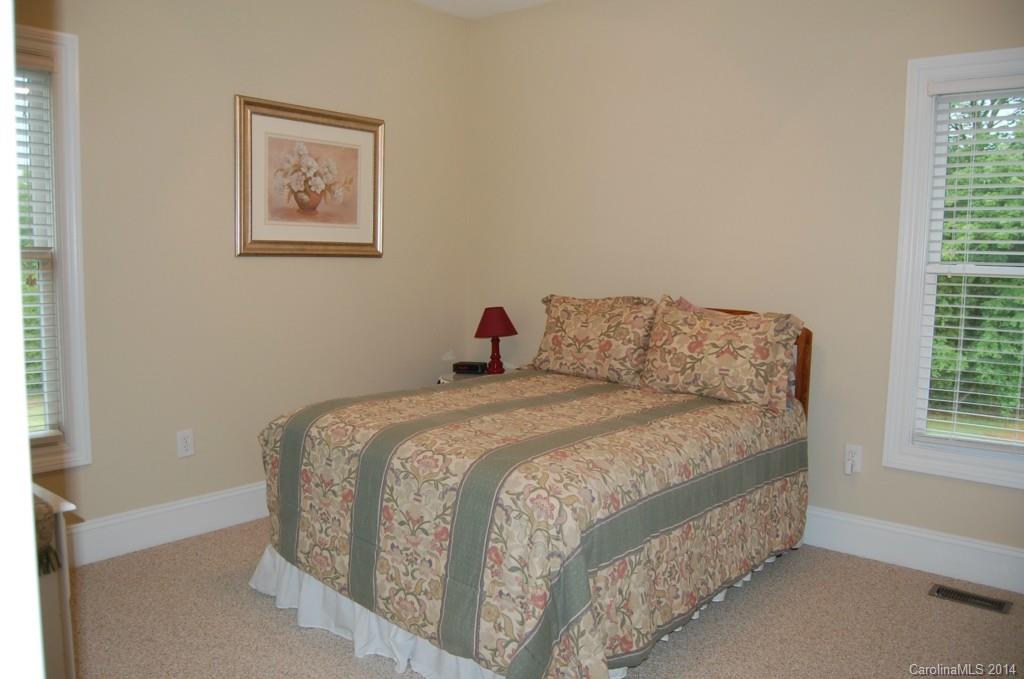 Pineleaf Acres - Residential