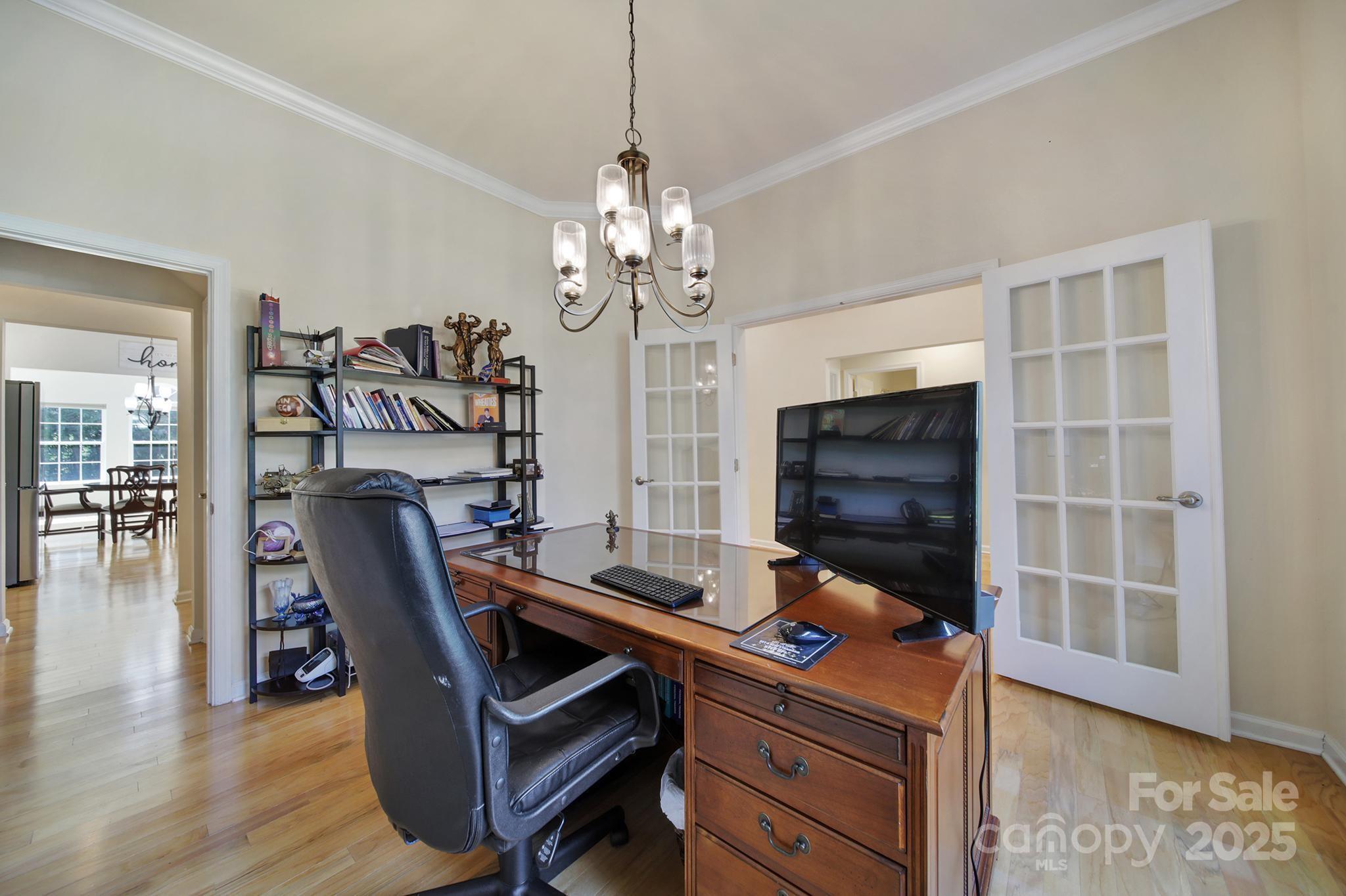 2000 Taney Way