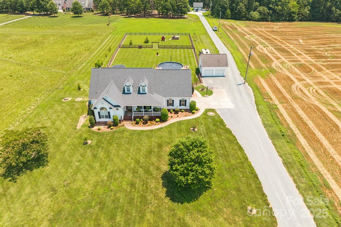 1123 Snyders Store Road