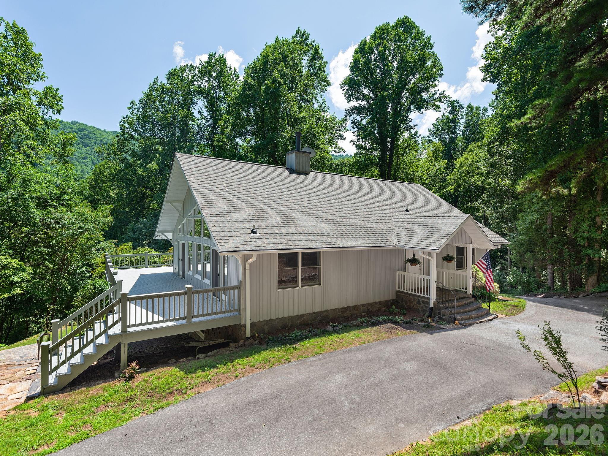 1572 Brushy Fork Road