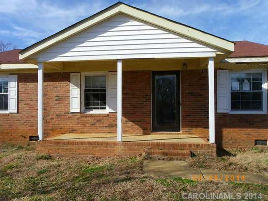 Cute brick ranch situated on a level lot.  Large living room with sunny picture window.  Close to downtown Clover.   This is a Fannie Mae HomePath property. This property is approved for HomePath Renovation Mortgage Financing