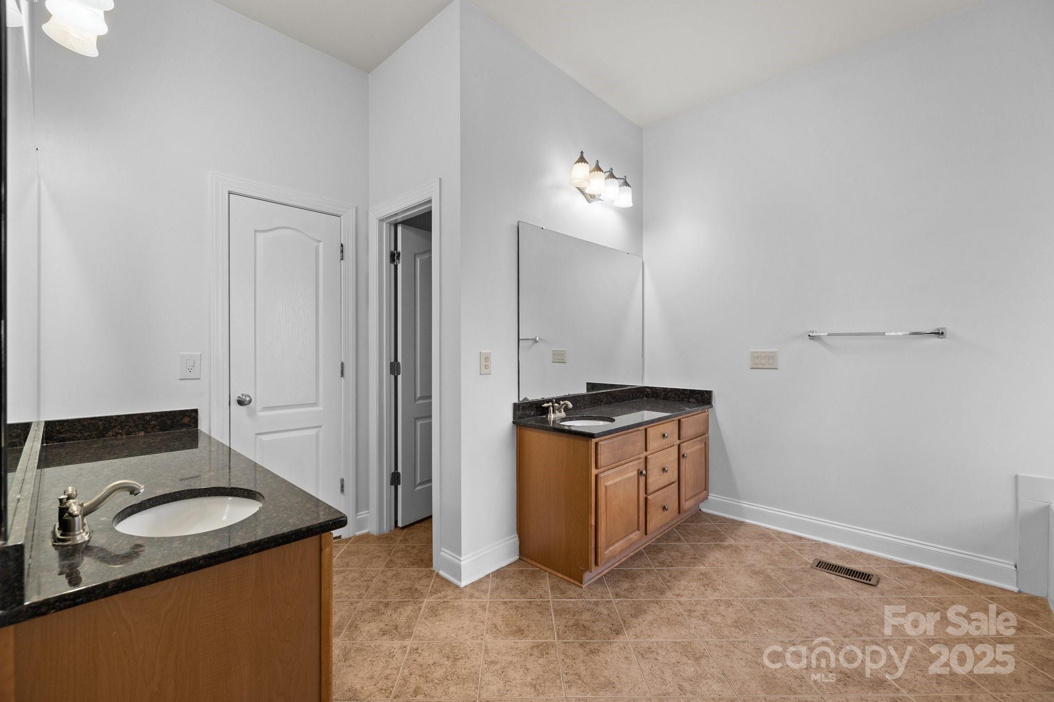 Winding Creek - Residential