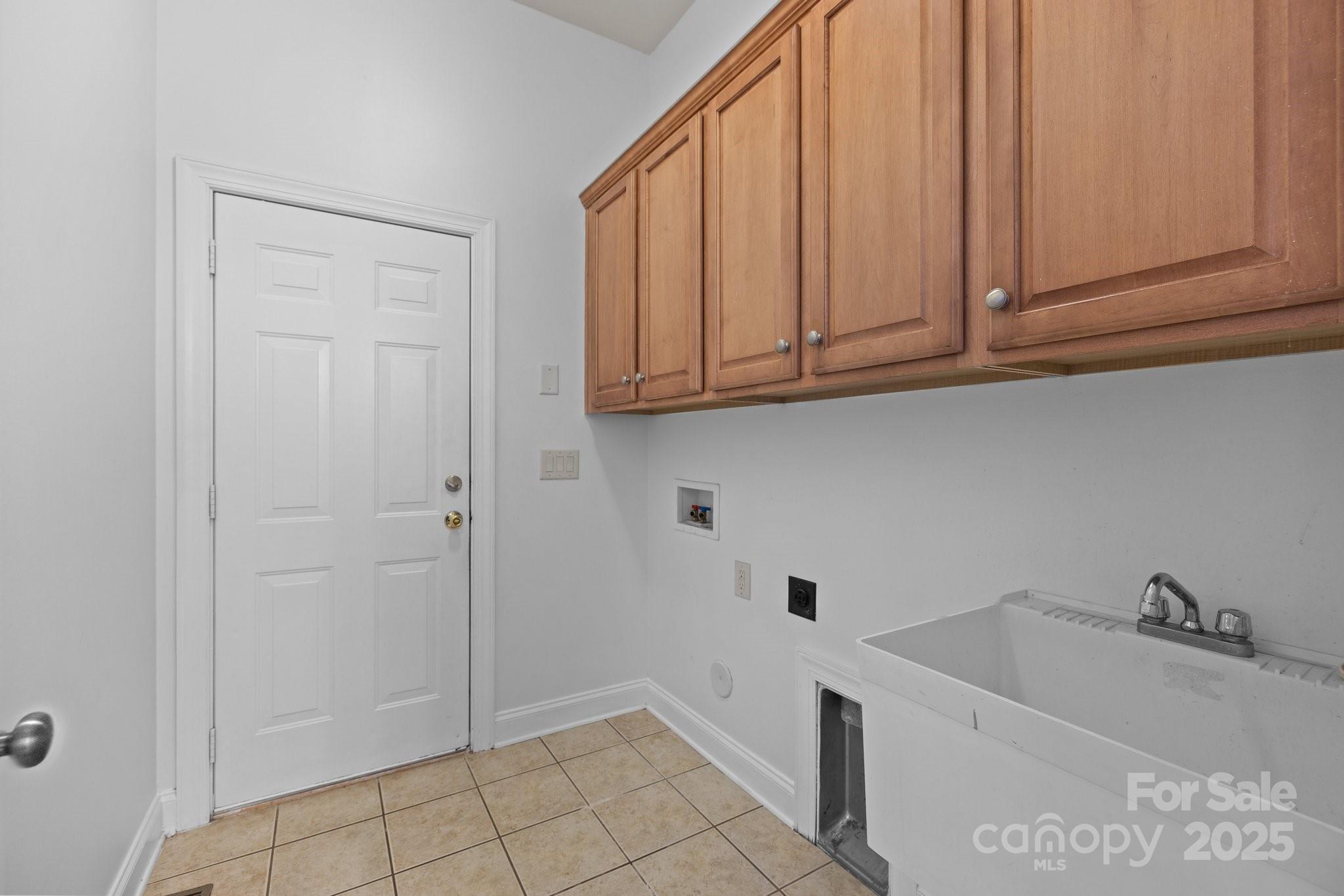 Winding Creek - Residential