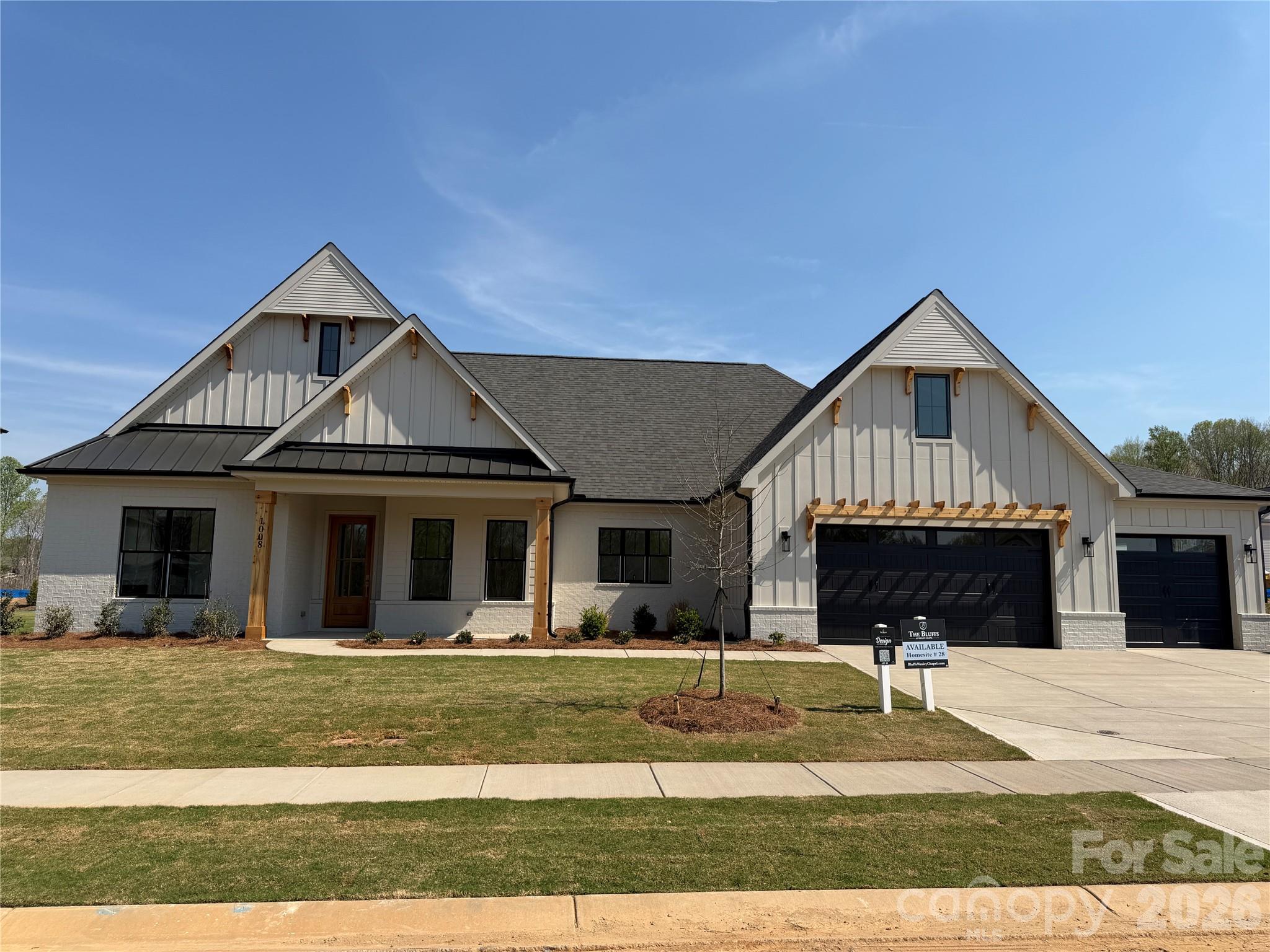 The Bluffs at Wesley Chapel - Residential