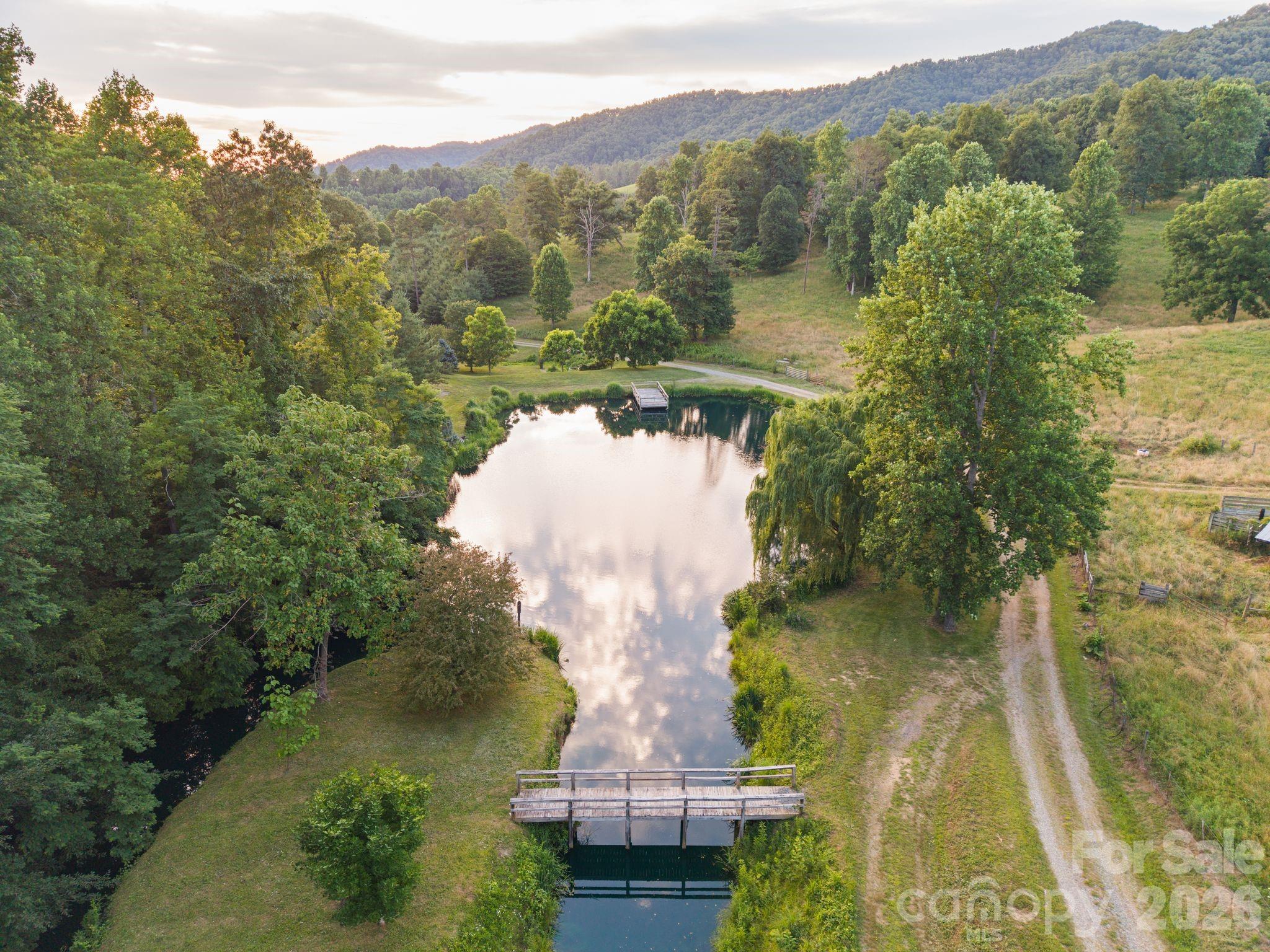 1372 & 1370 Barnardsville Highway